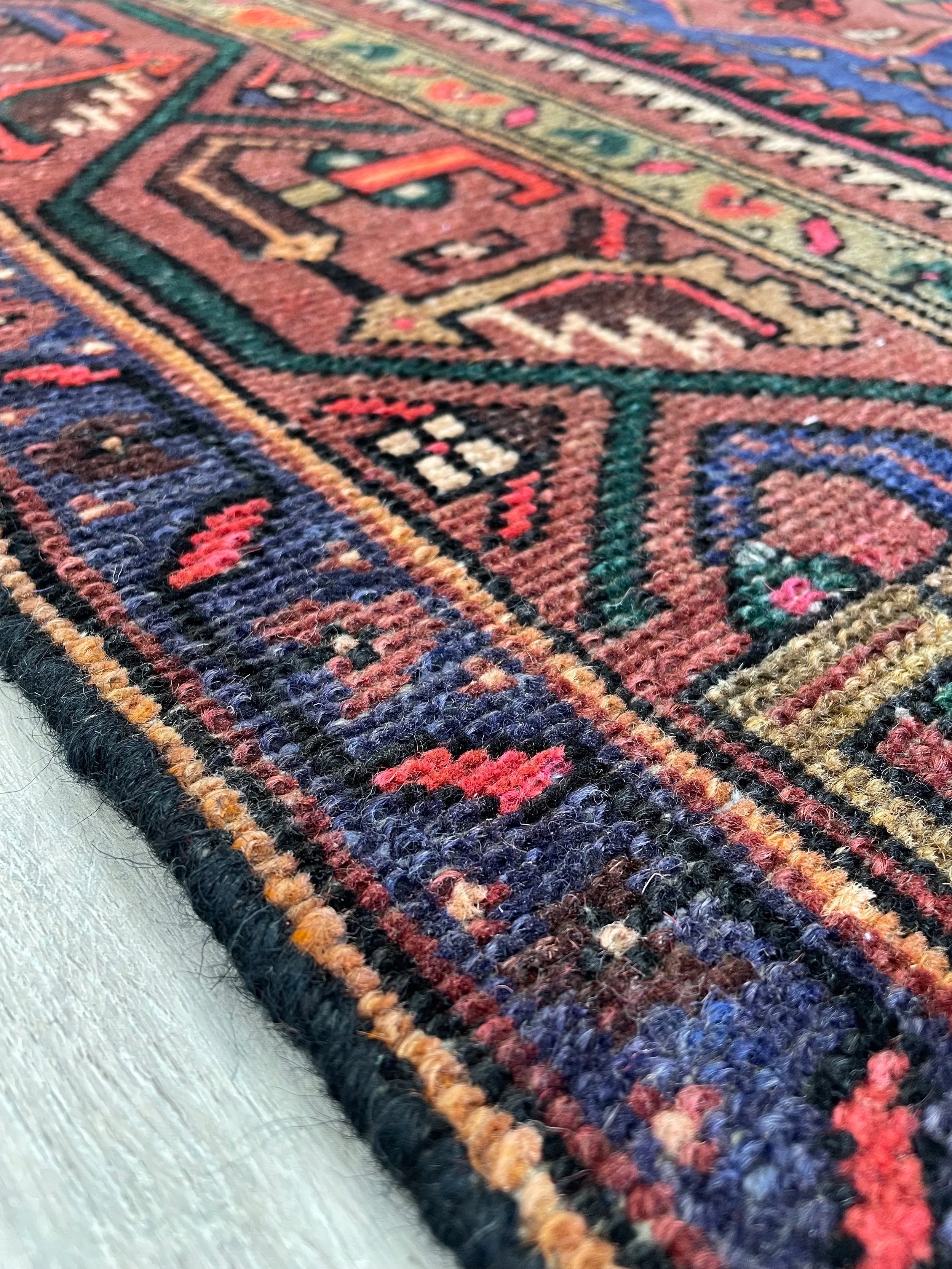 Zanjan Semi-Antique Wool Rug (4'6" x 7'1")