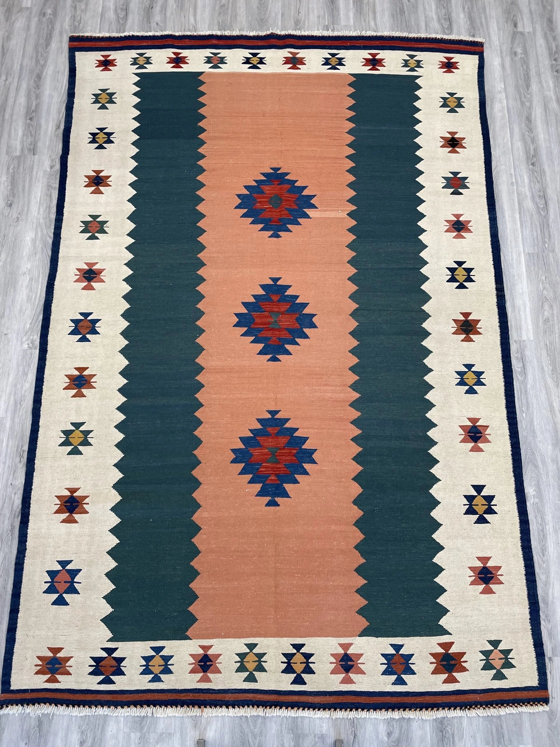Qashqai Kilim 9'8" x 6'6"