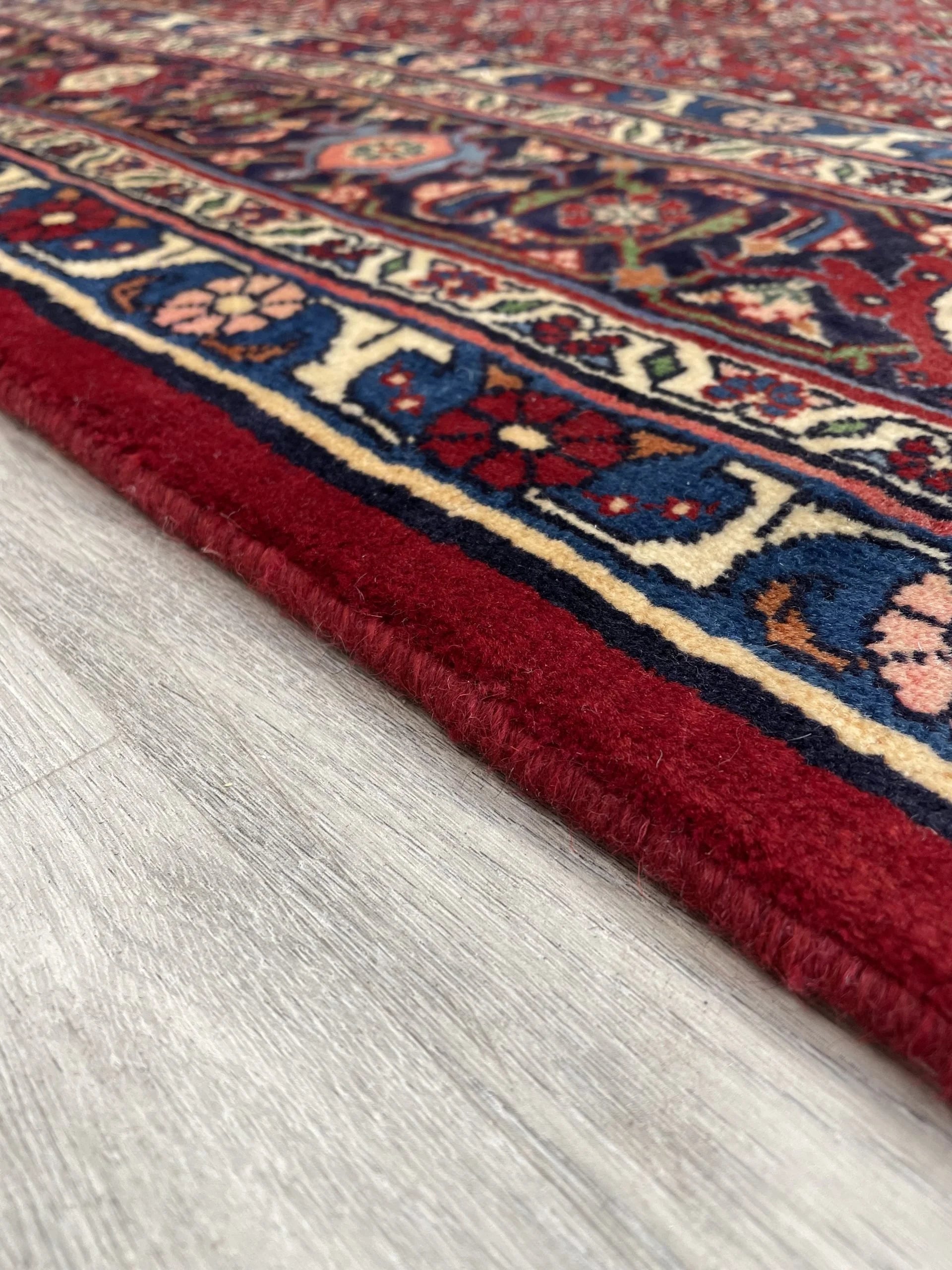 Wool Bijar Rug (8'10" x 11'7")