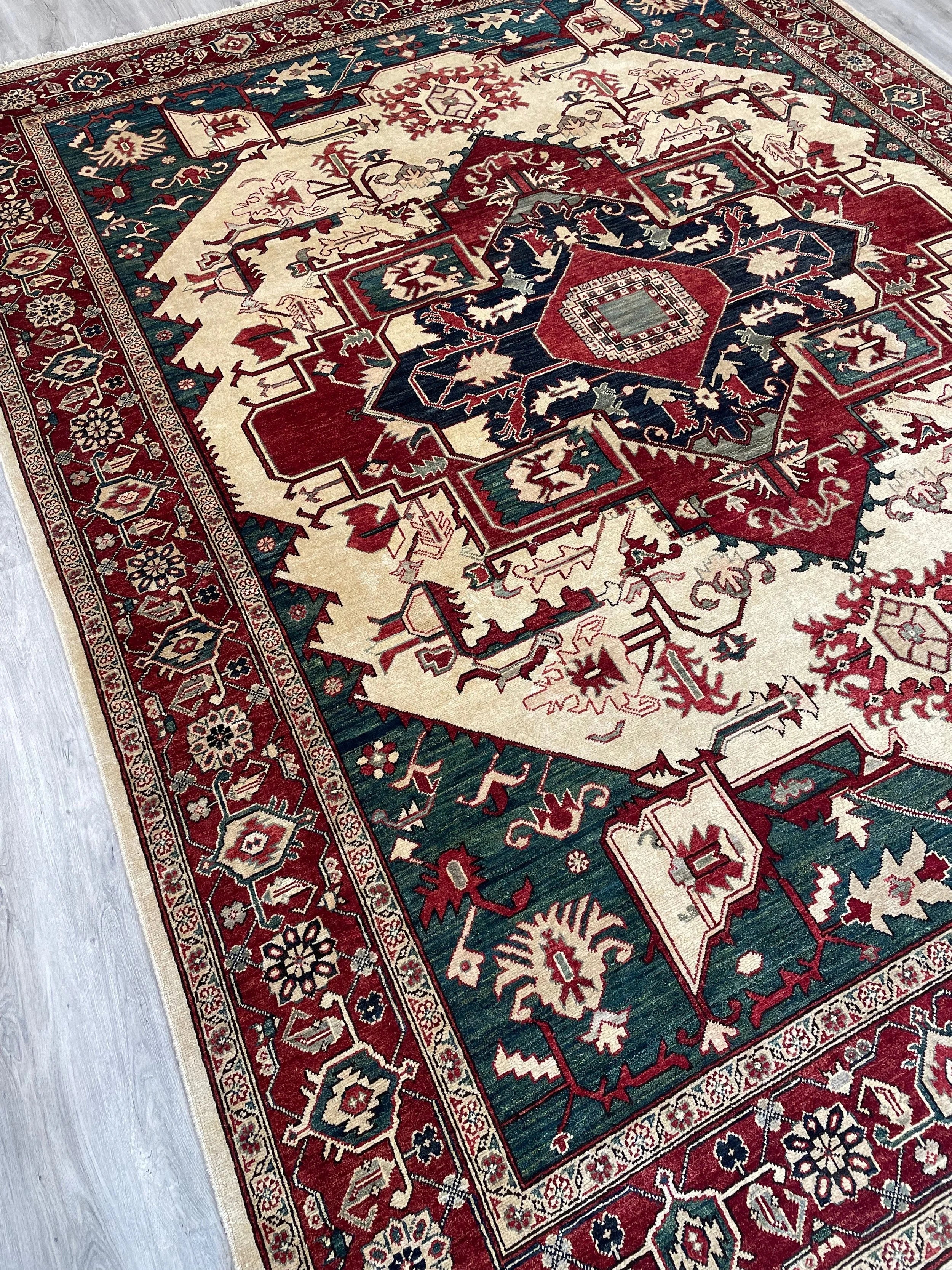 Heriz Design Wool Rug (9'4" x 11'10")