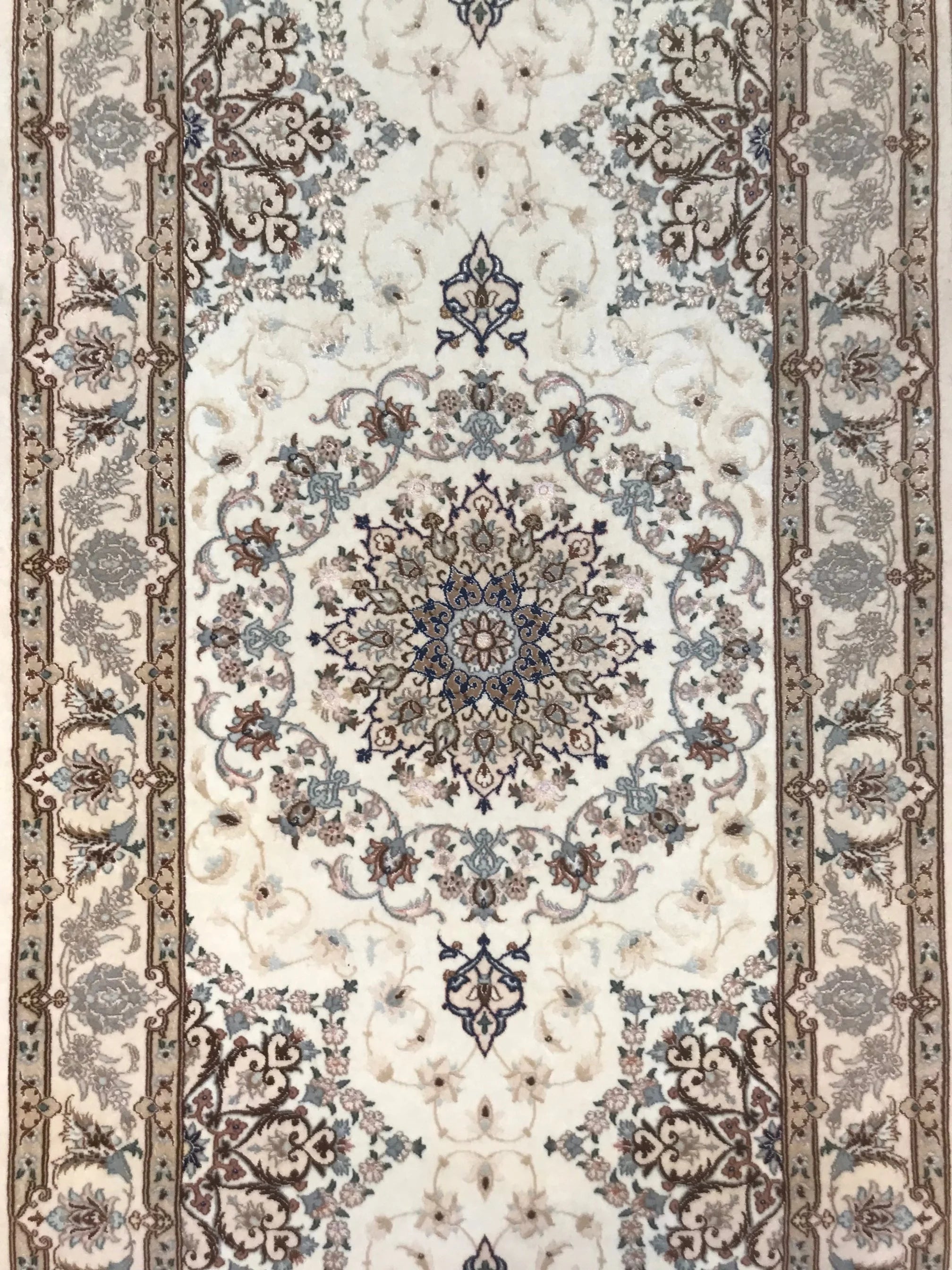 Isfahan Wool & Silk Rug Runner (2'9" x 13'2")