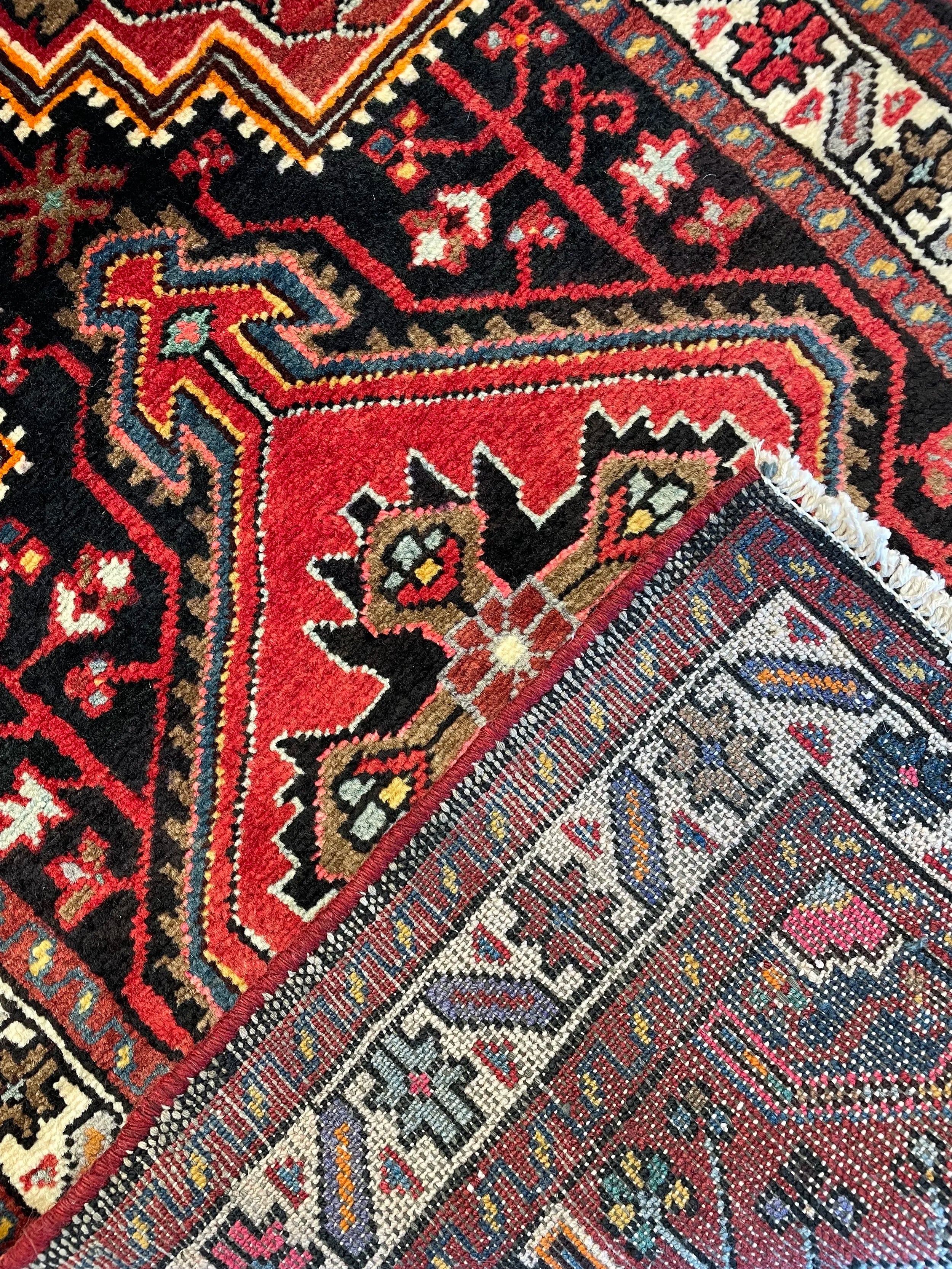 Toysirkan Mini Wool Rug (2'4" x 3'4")