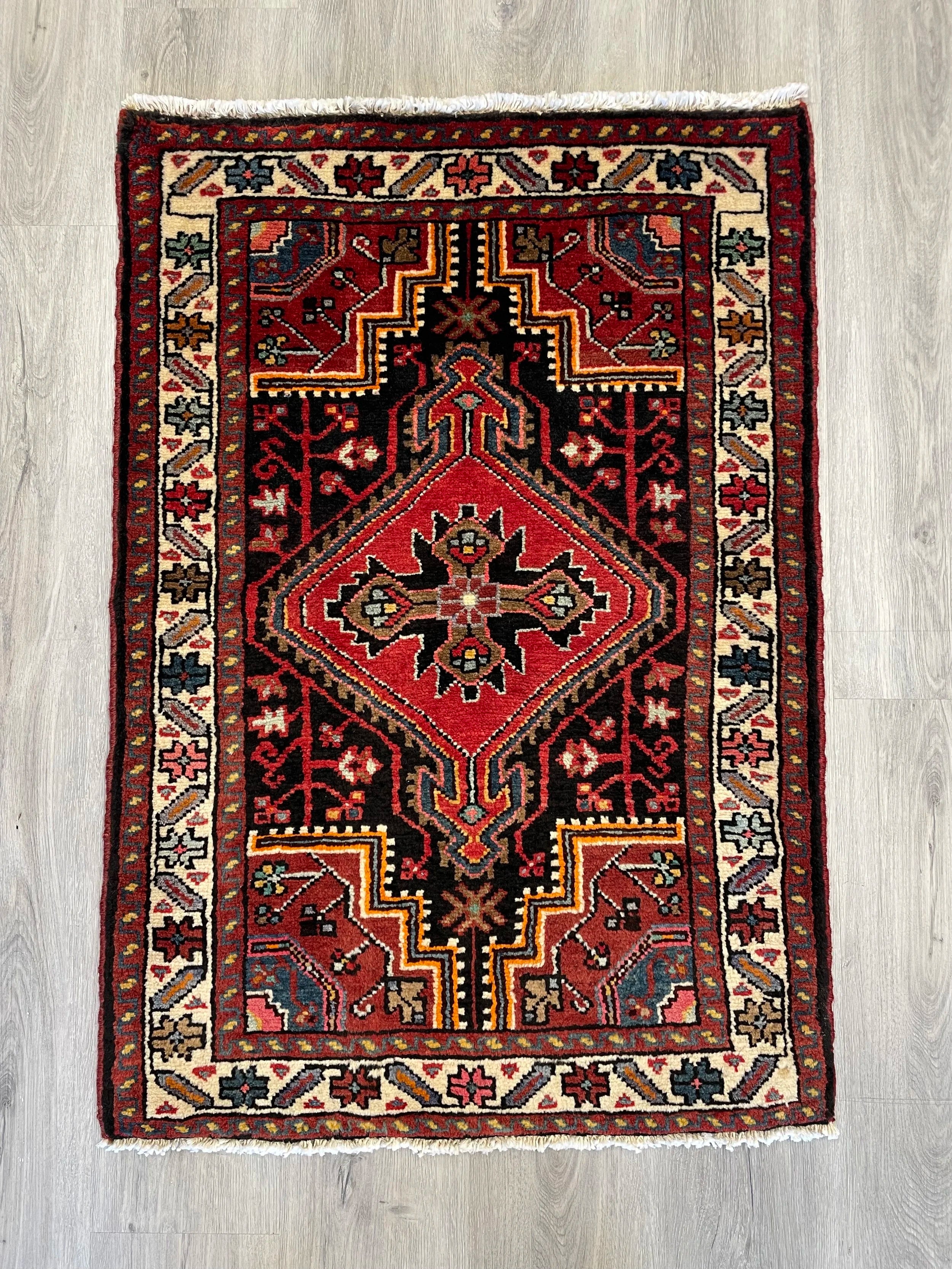 Toysirkan Mini Wool Rug (2'4" x 3'4")