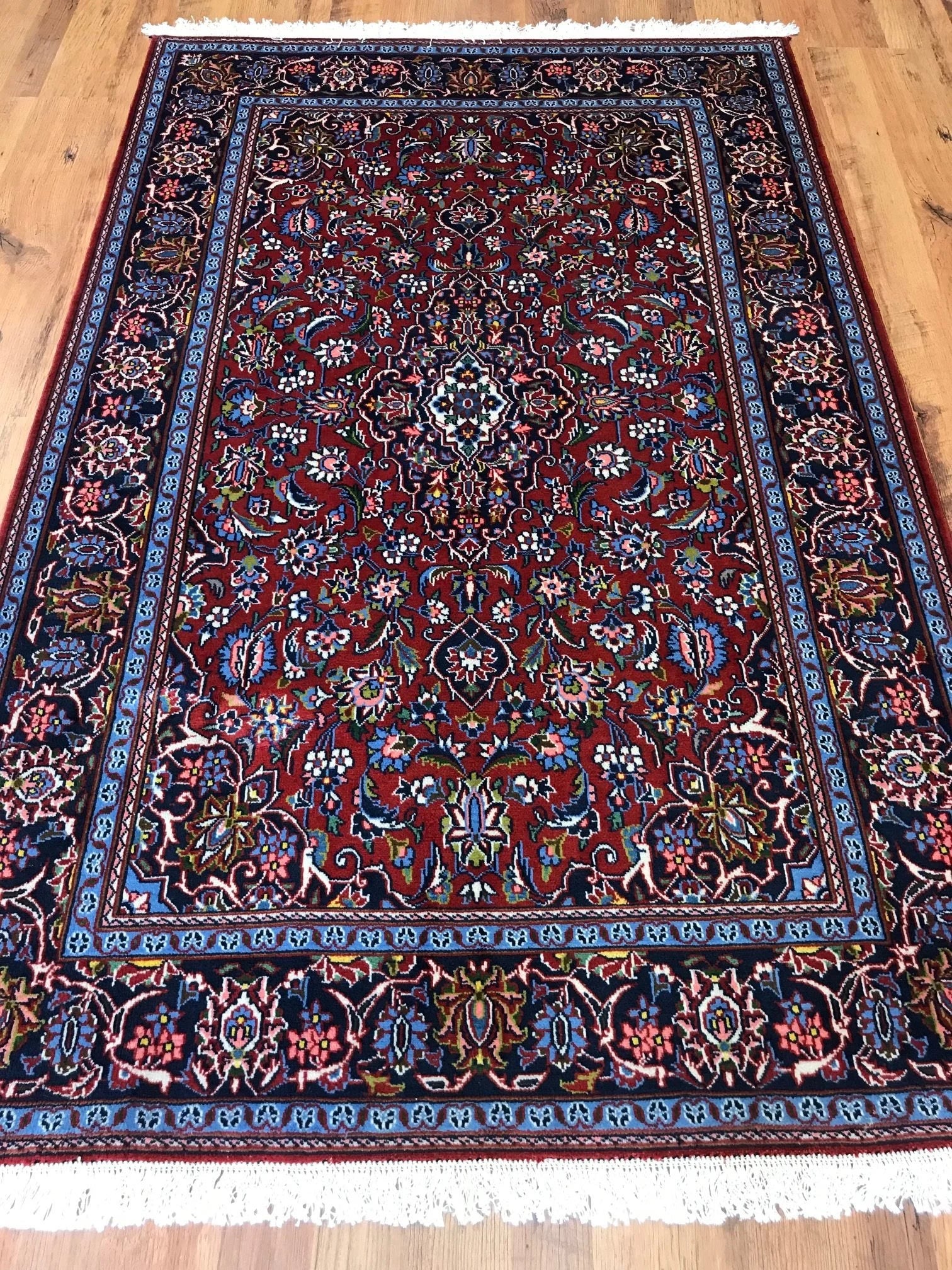 Kashan Wool Rug (4'5" x 6'10")