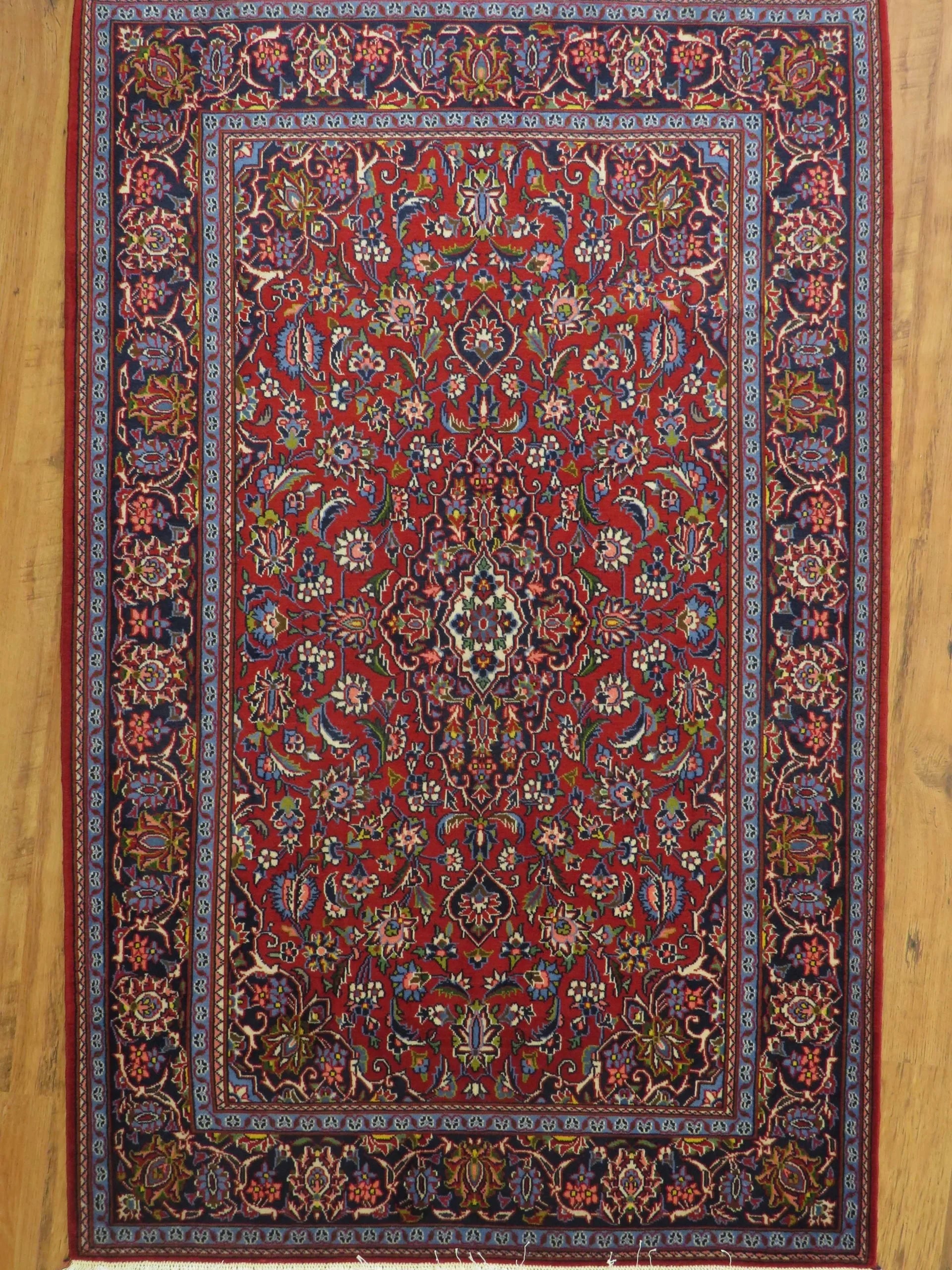 Kashan Wool Rug (4'5" x 6'10")