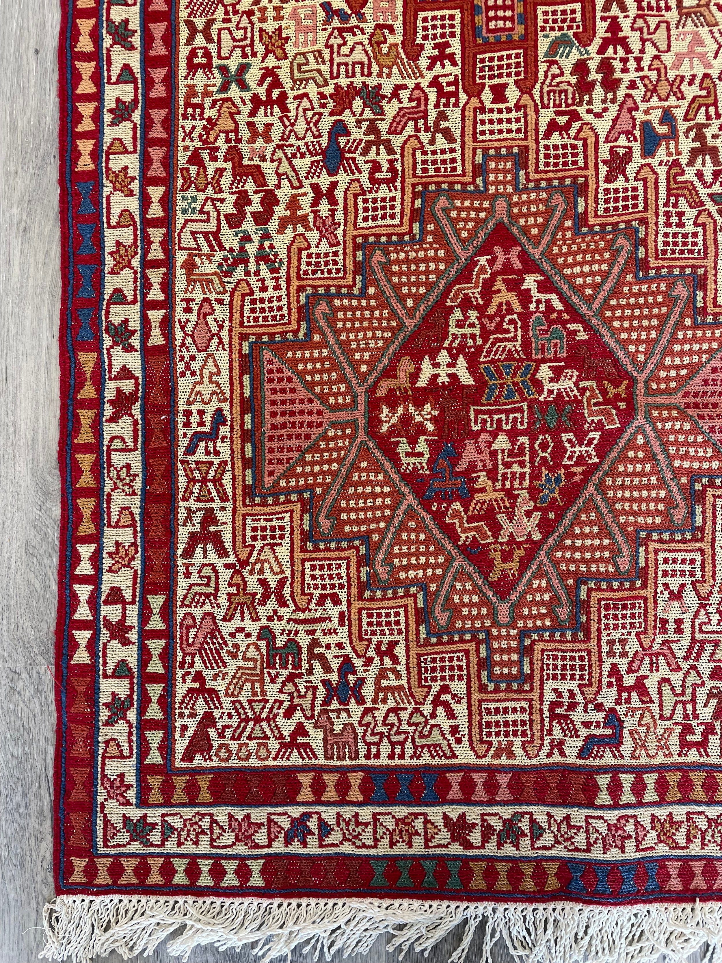 Ardebil Kilim Rug (4'3" x 6'2")