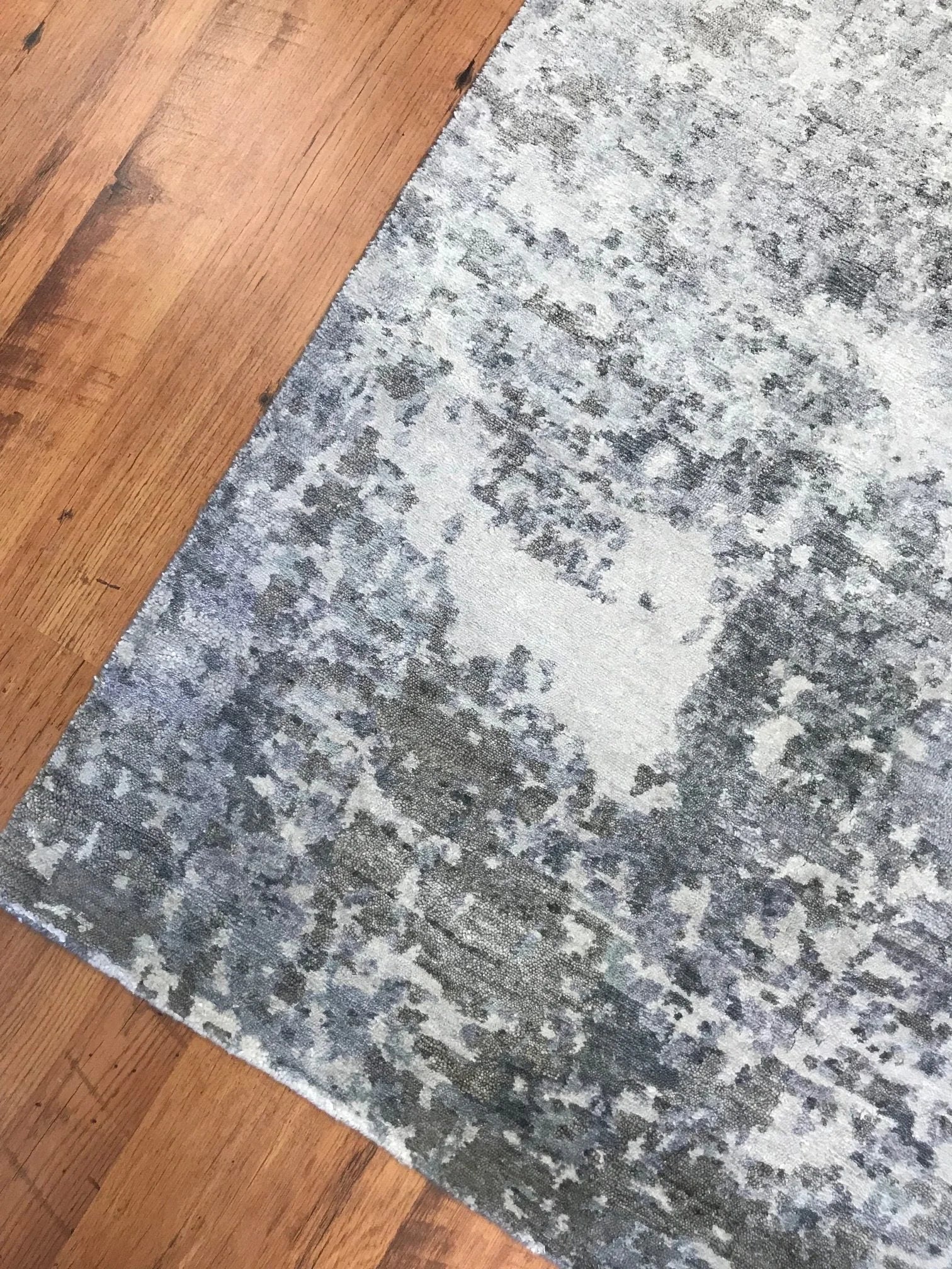 London Fog Modern Rug (7'10" x 9'10")
