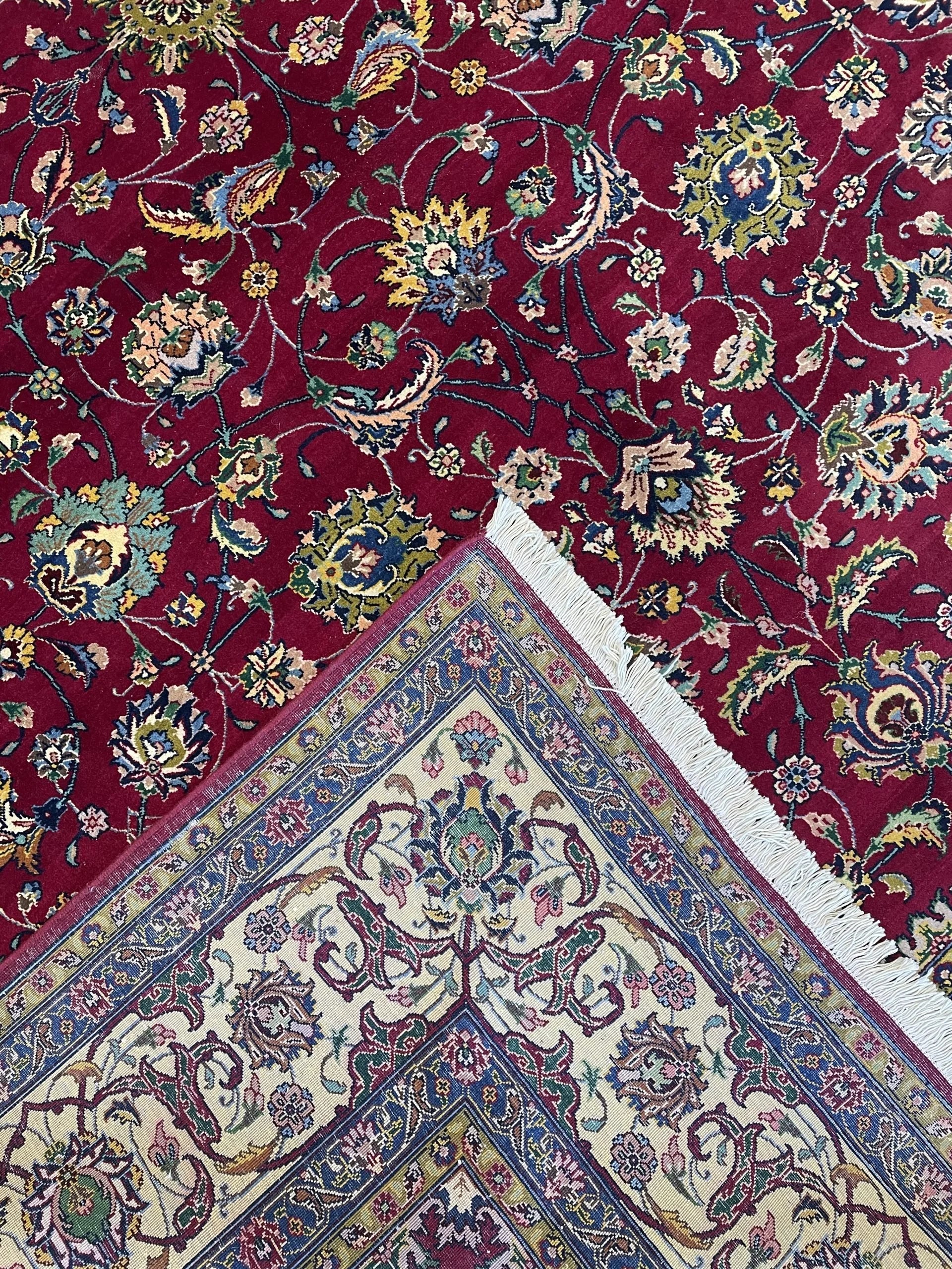 Tabriz Wool Rug (9'10" x 12'8")
