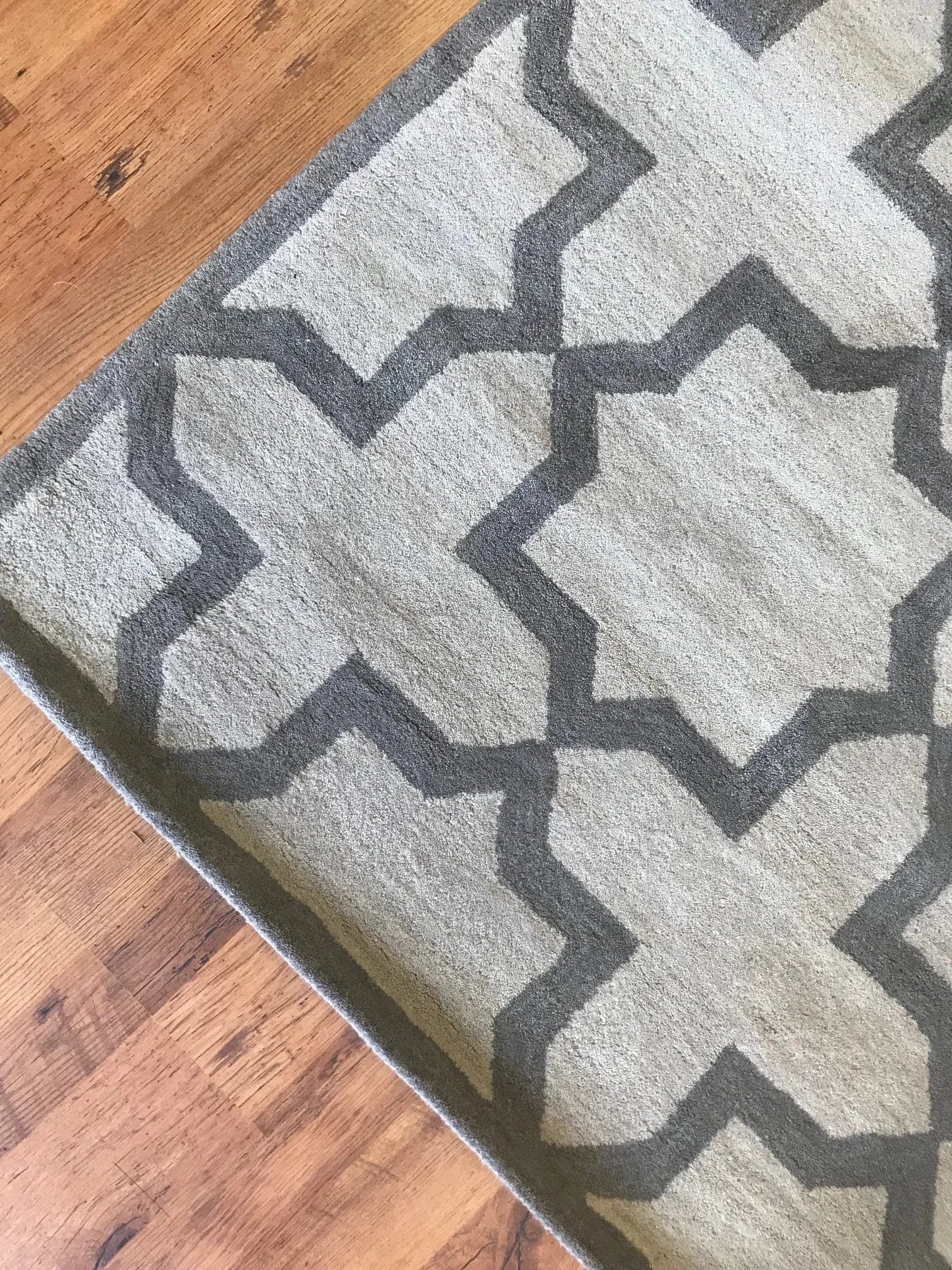Gracie Contemporary Wool Rug  (8'0" x 10'0")