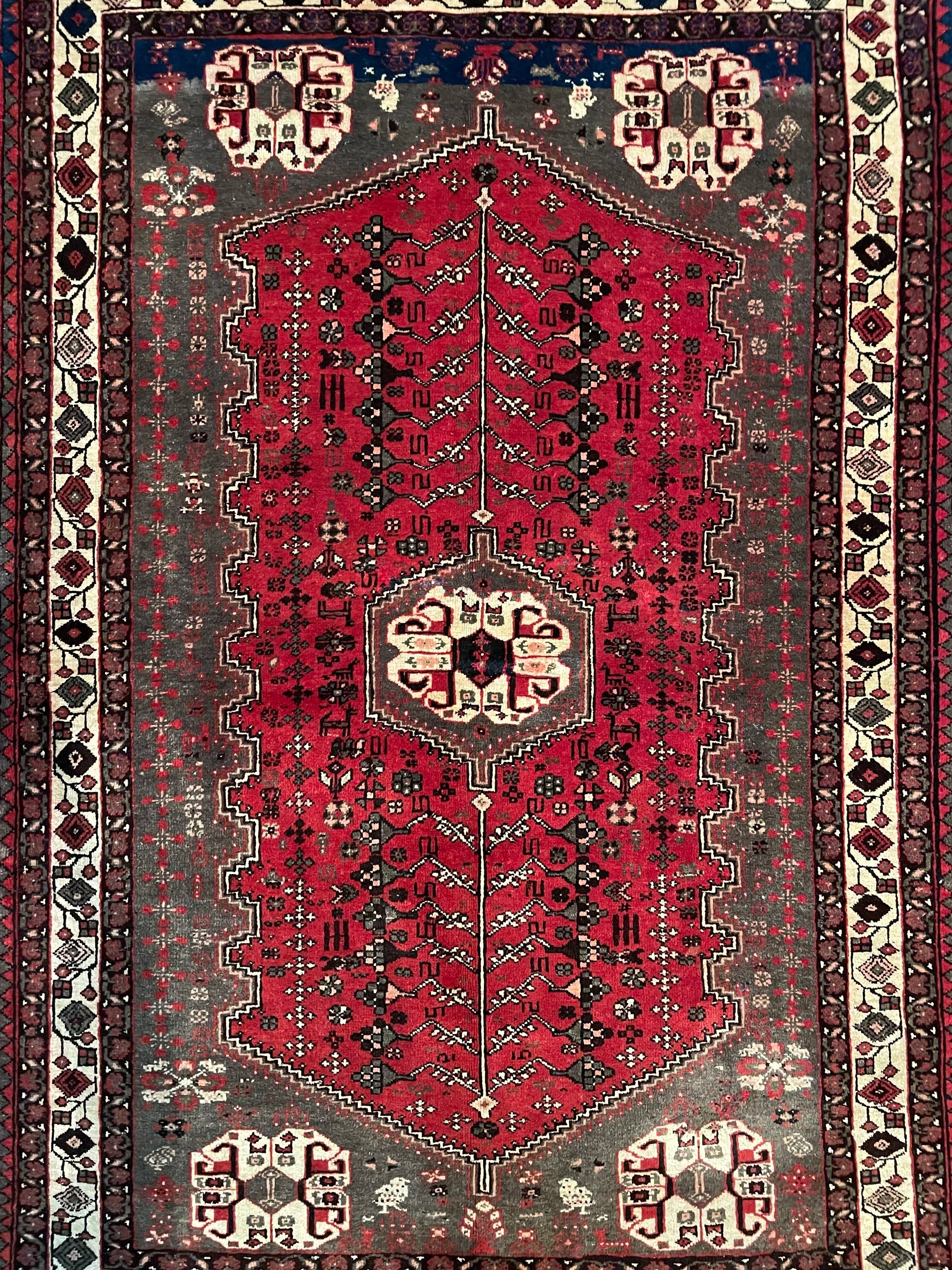 Abadeh Vintage Wool Rug (3'6" x 5'2")