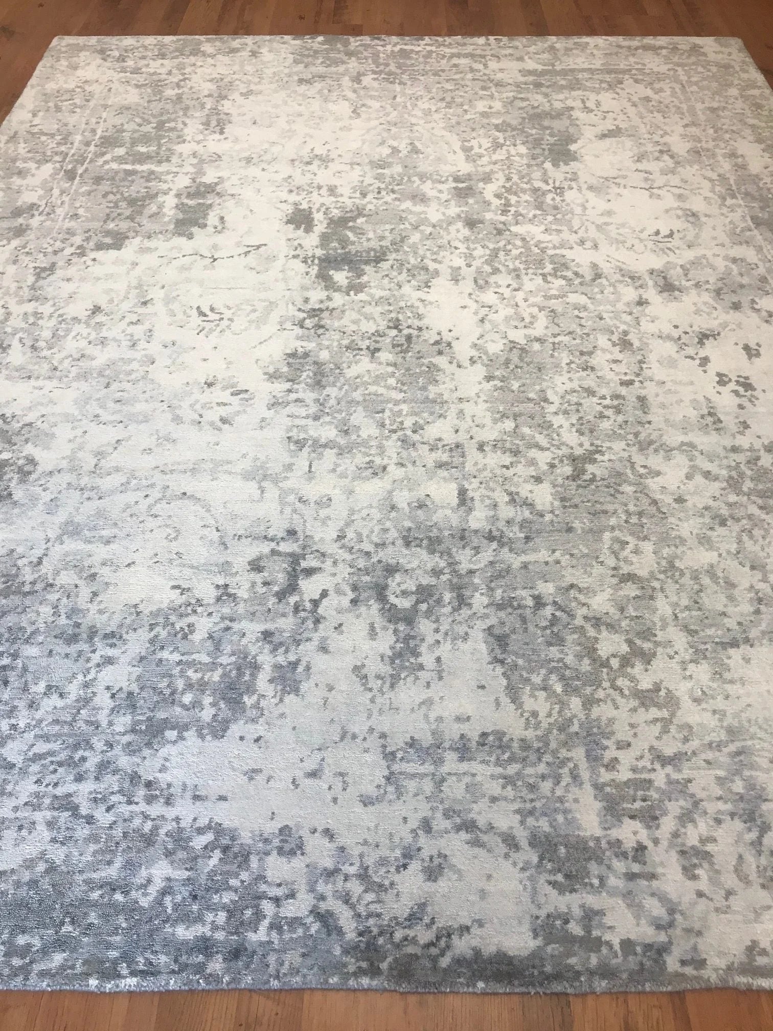 London Fog Modern Rug (7'10" x 9'10")