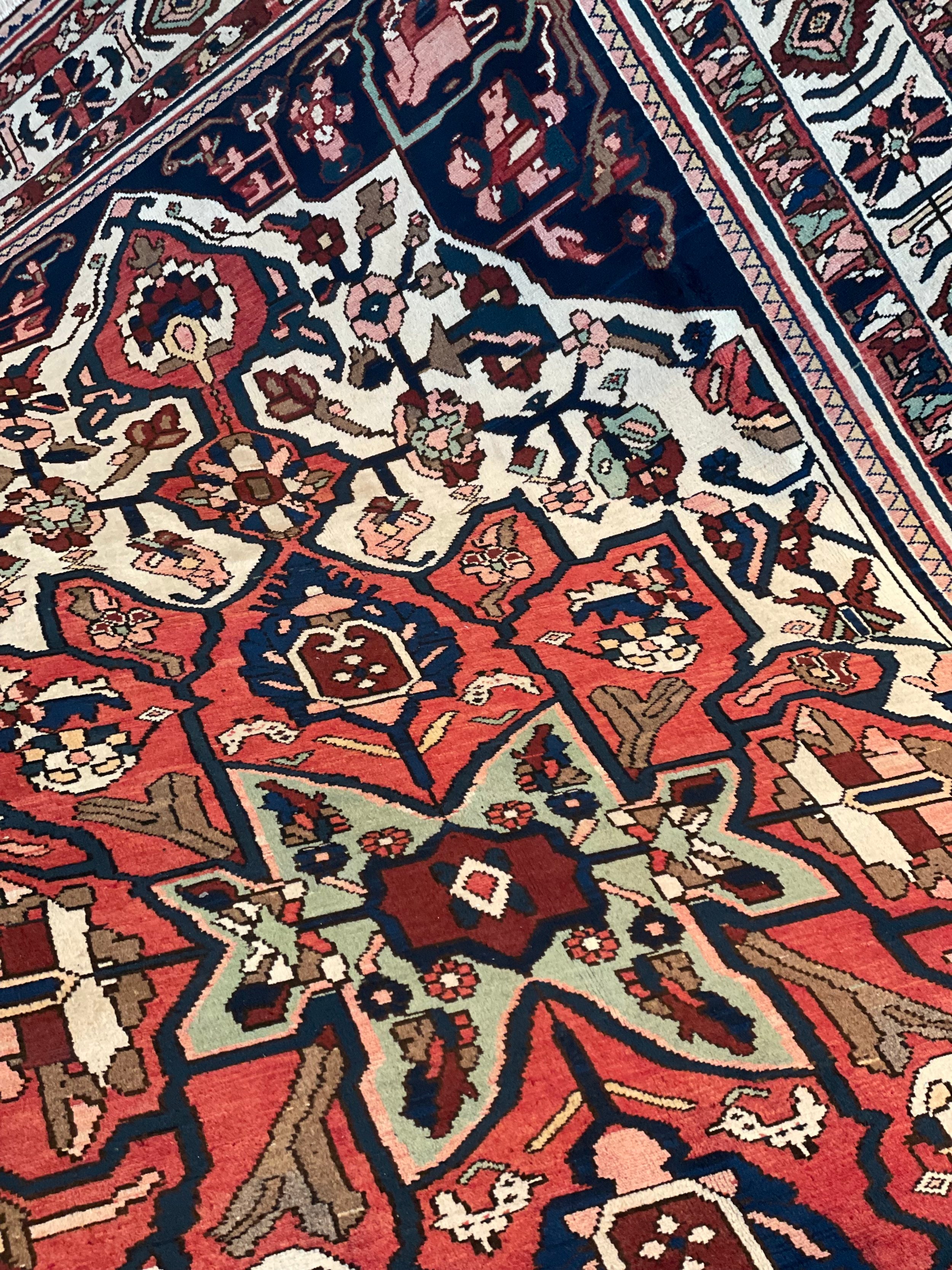 Bakhtiari Wool Rug (7x10)