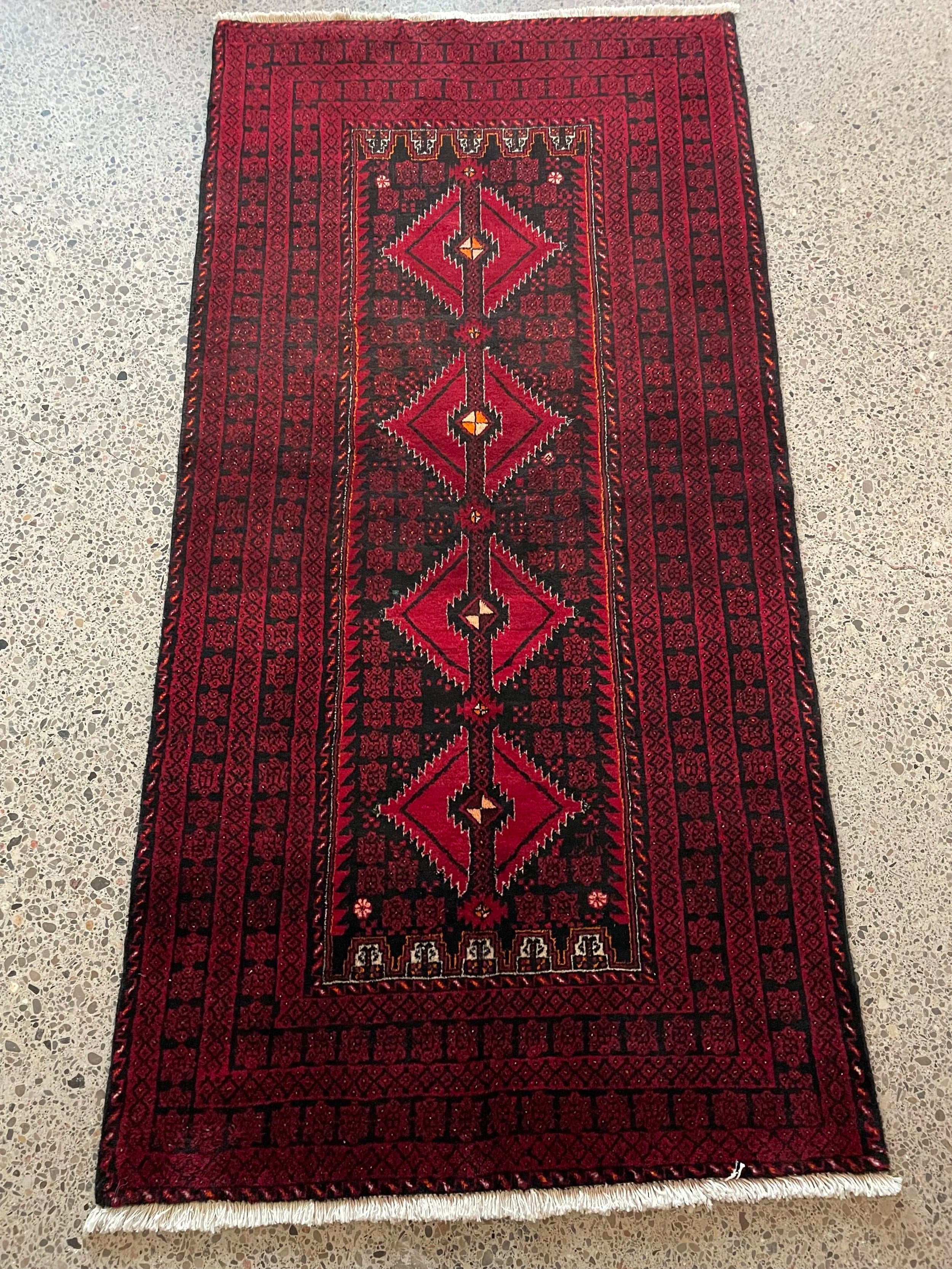 Baluchi Tribal Wool Rug (3'5" x 6'10")