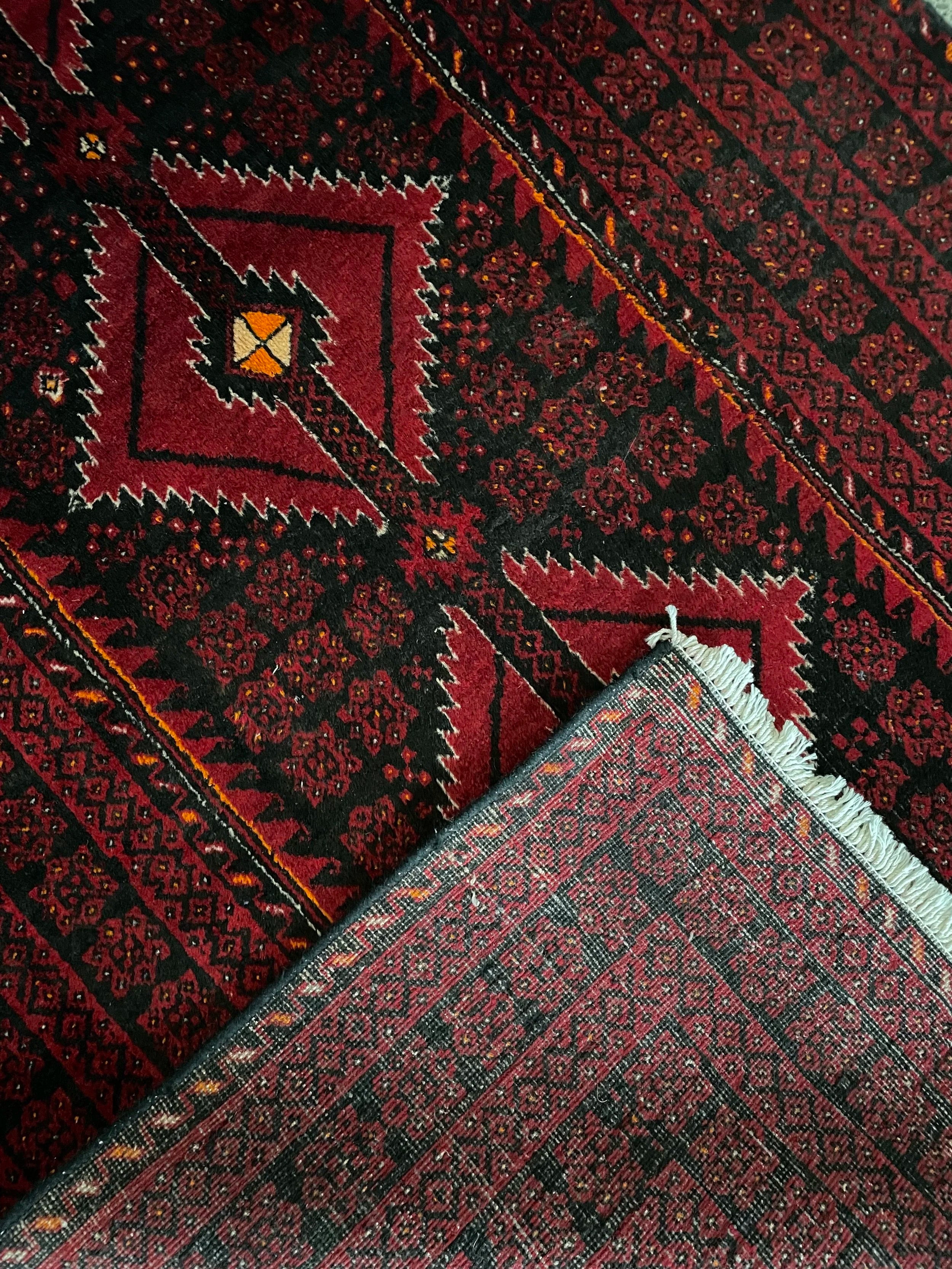Baluchi Tribal Wool Rug (3'5" x 6'10")