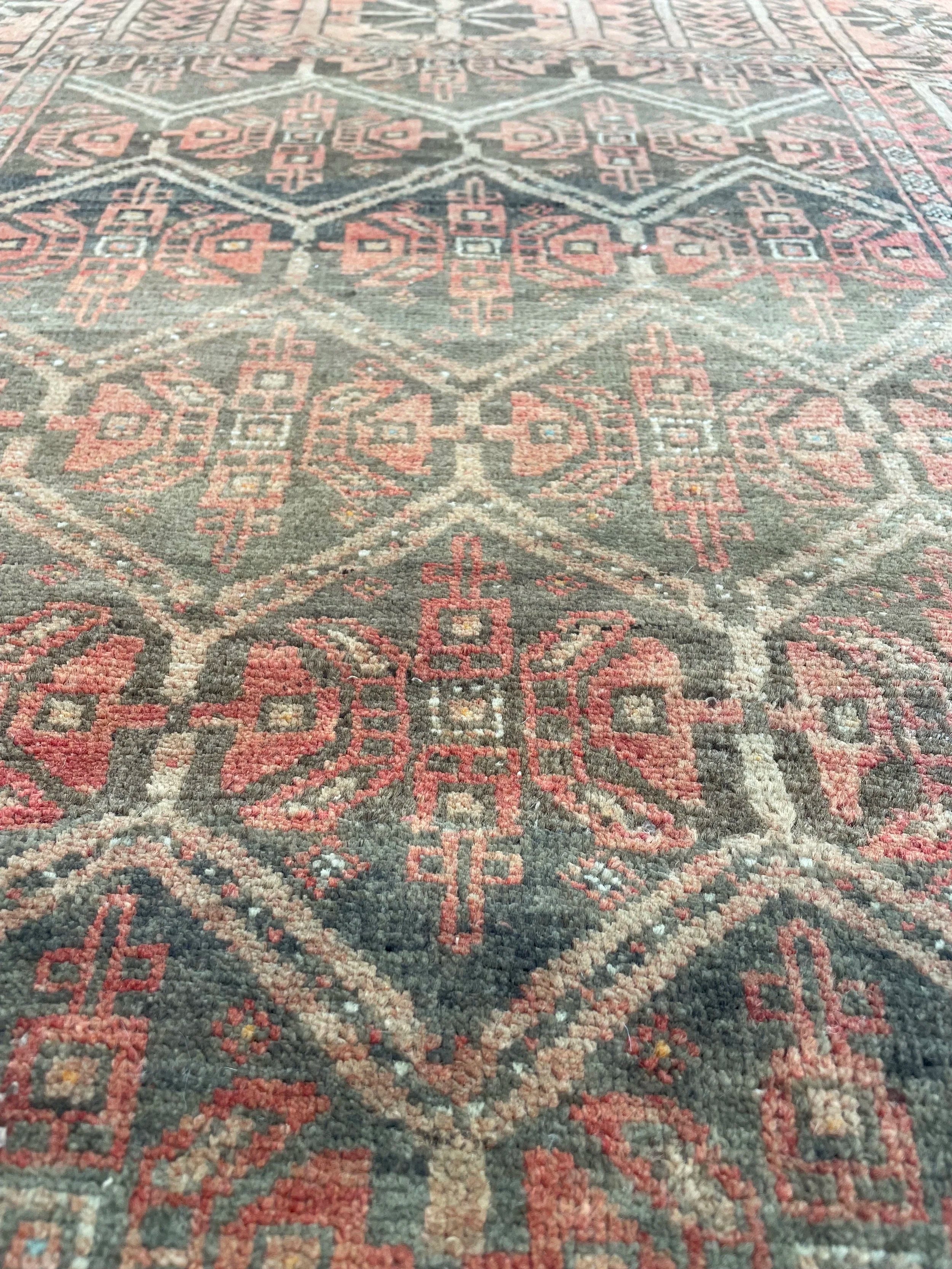Baluchi Vintage Wool Rug (2'5" x 4'3")