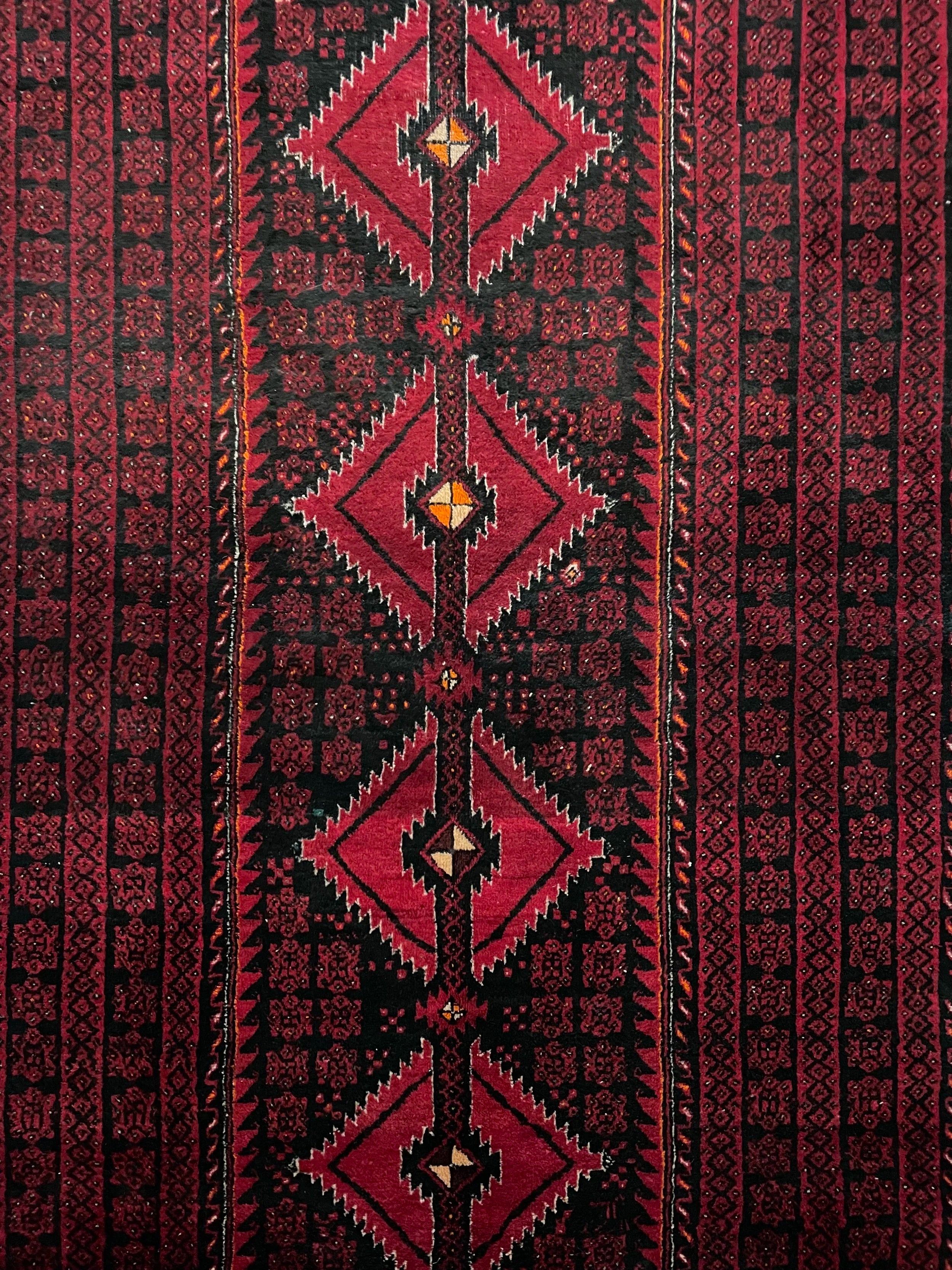 Baluchi Tribal Wool Rug (3'5" x 6'10")