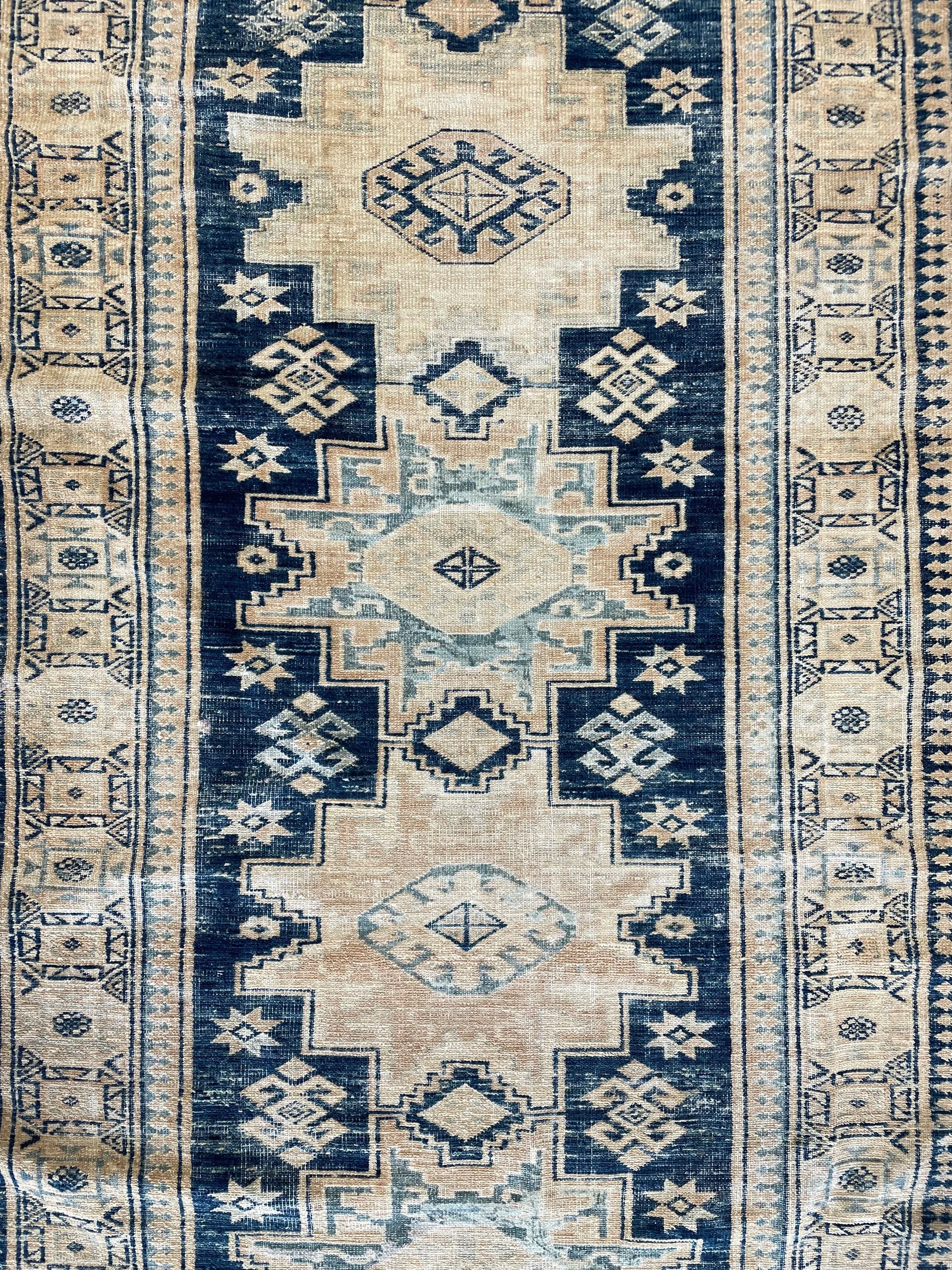 Shirvan Semi-Antique Rug (2'11" x 9'7")