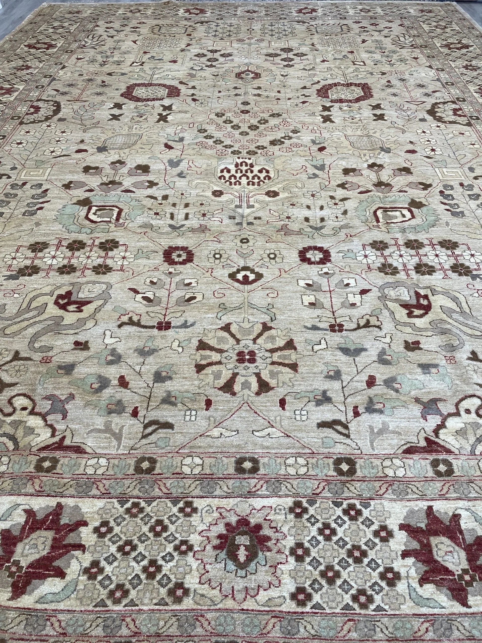 Chobi Wool Rug (12x16)