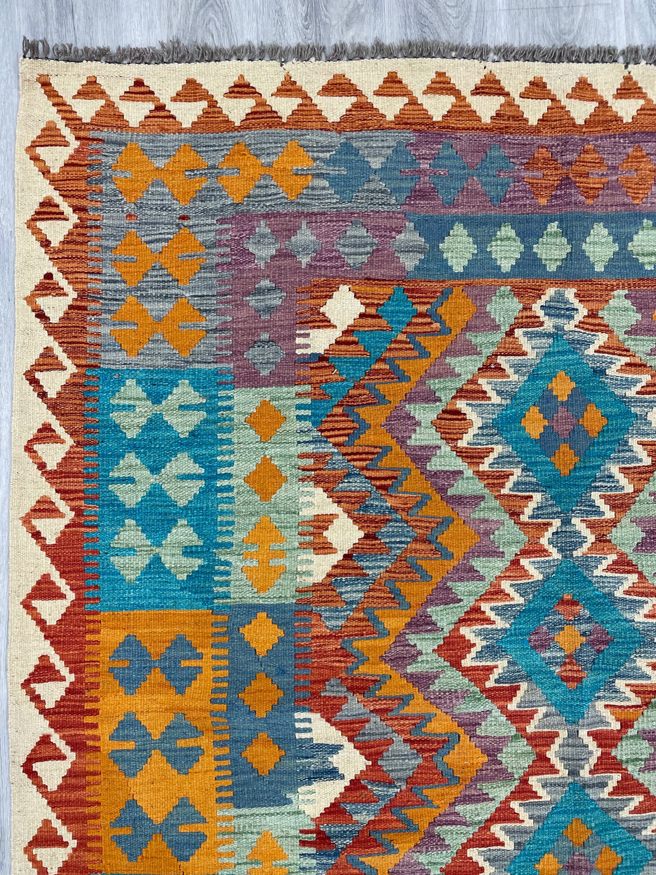 Kilim Rug (5x6)
