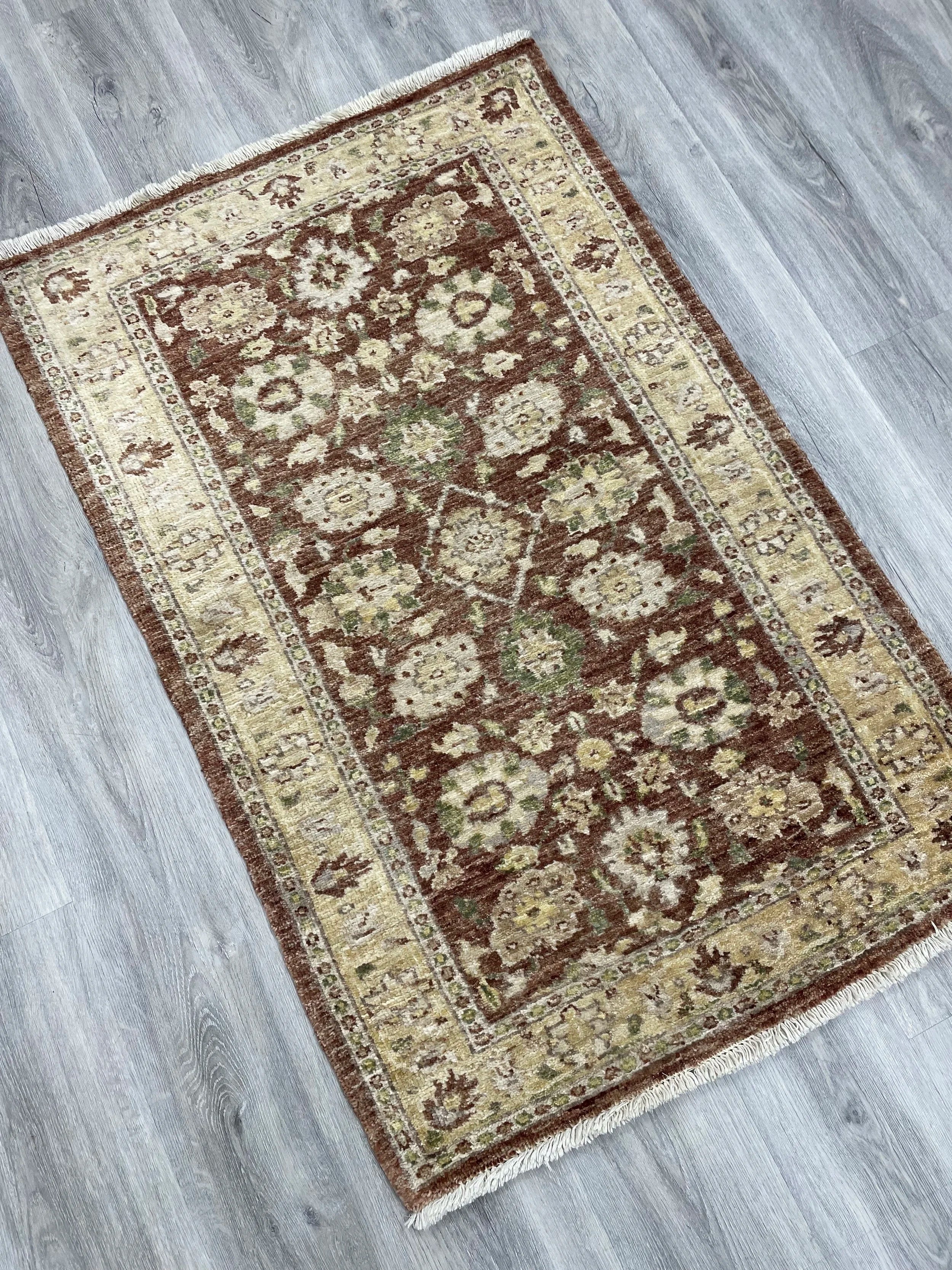 Chobi Wool Rug (2'7" x 4'0")
