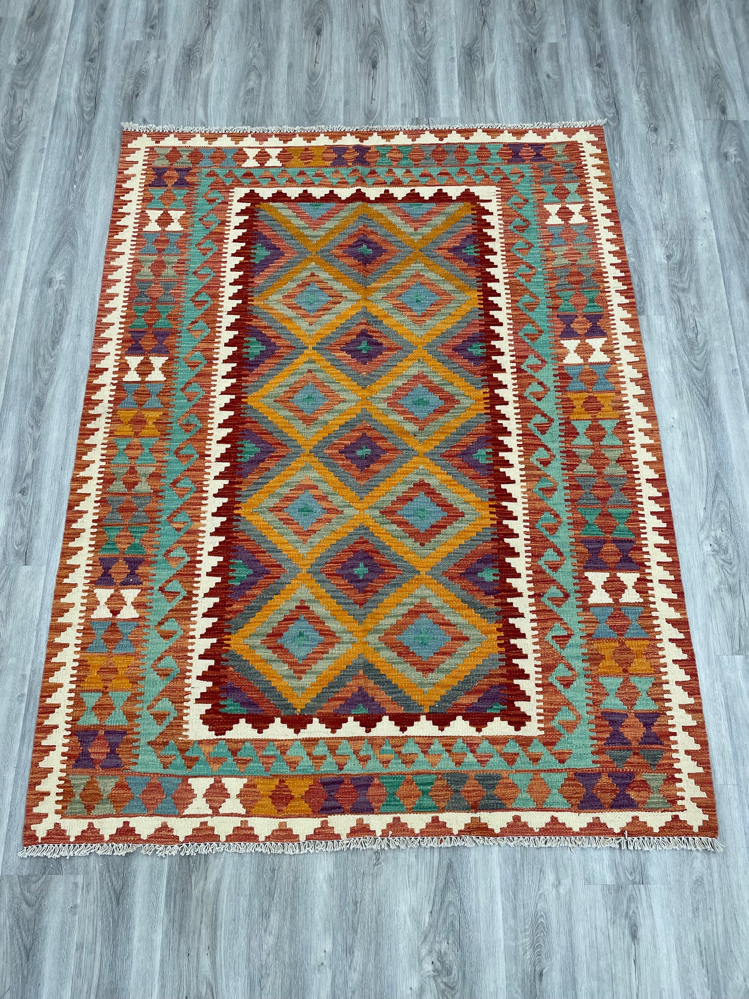 Kilim Rug (5x7)