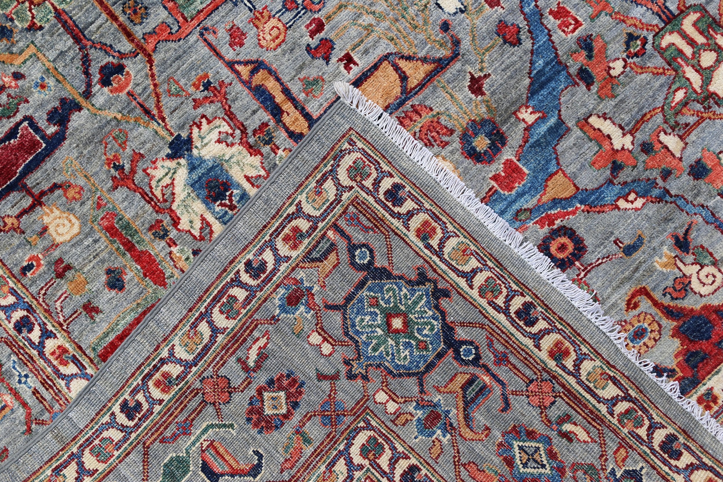 Contemporary Tribal Wool Rug (8'1" x 9'10")