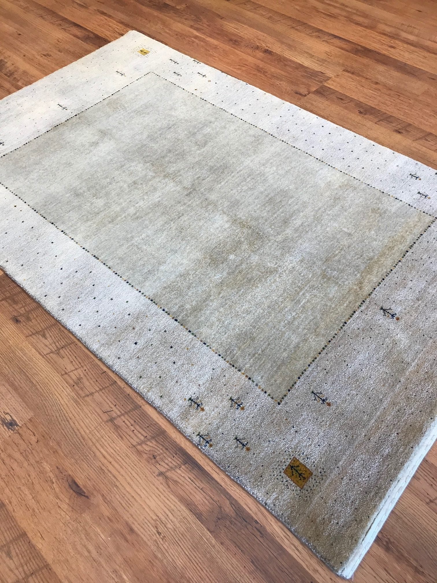 Wool Gabbeh Rug (3'9" x 5'11")