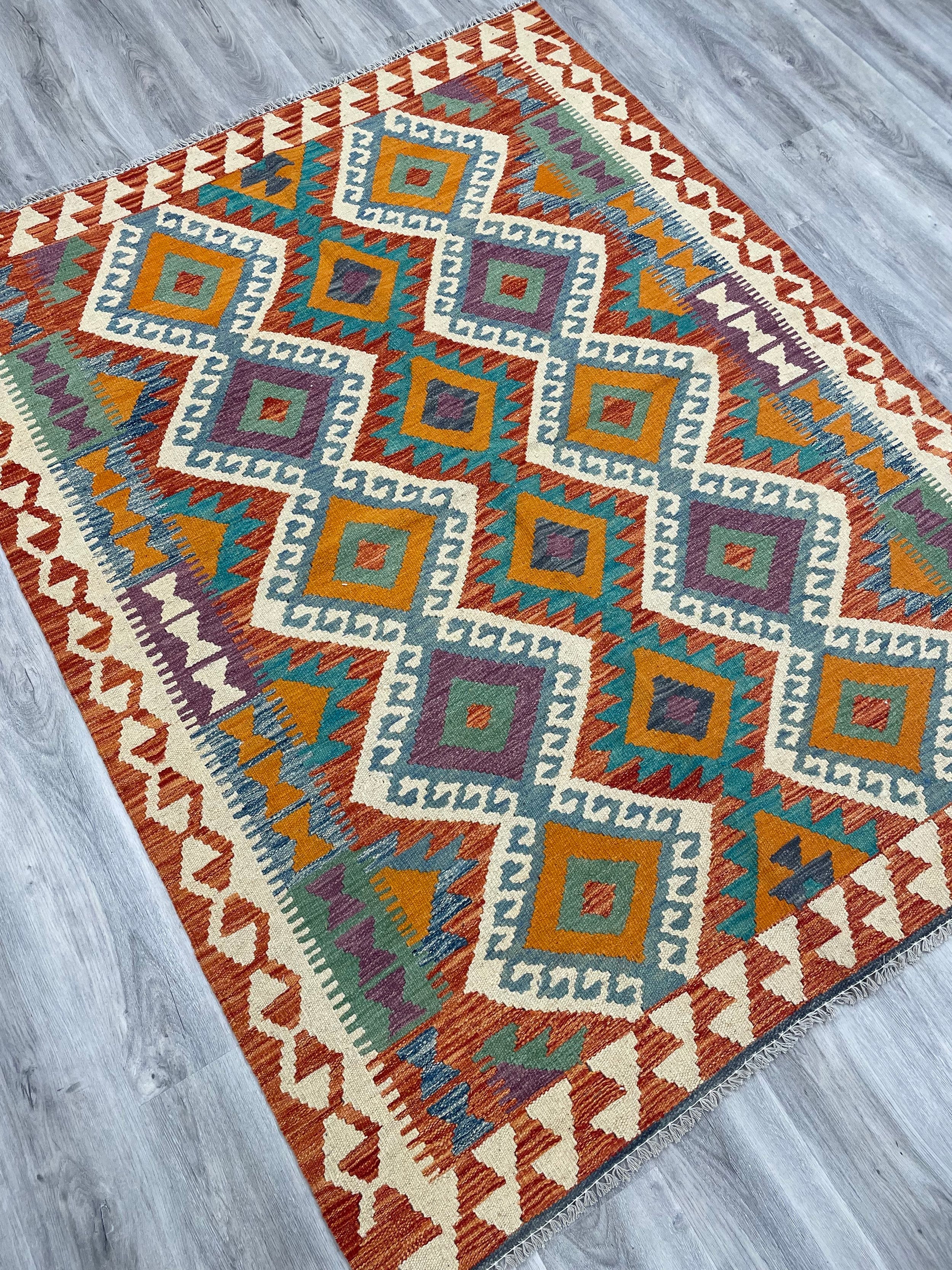 Kilim Rug (5x7)