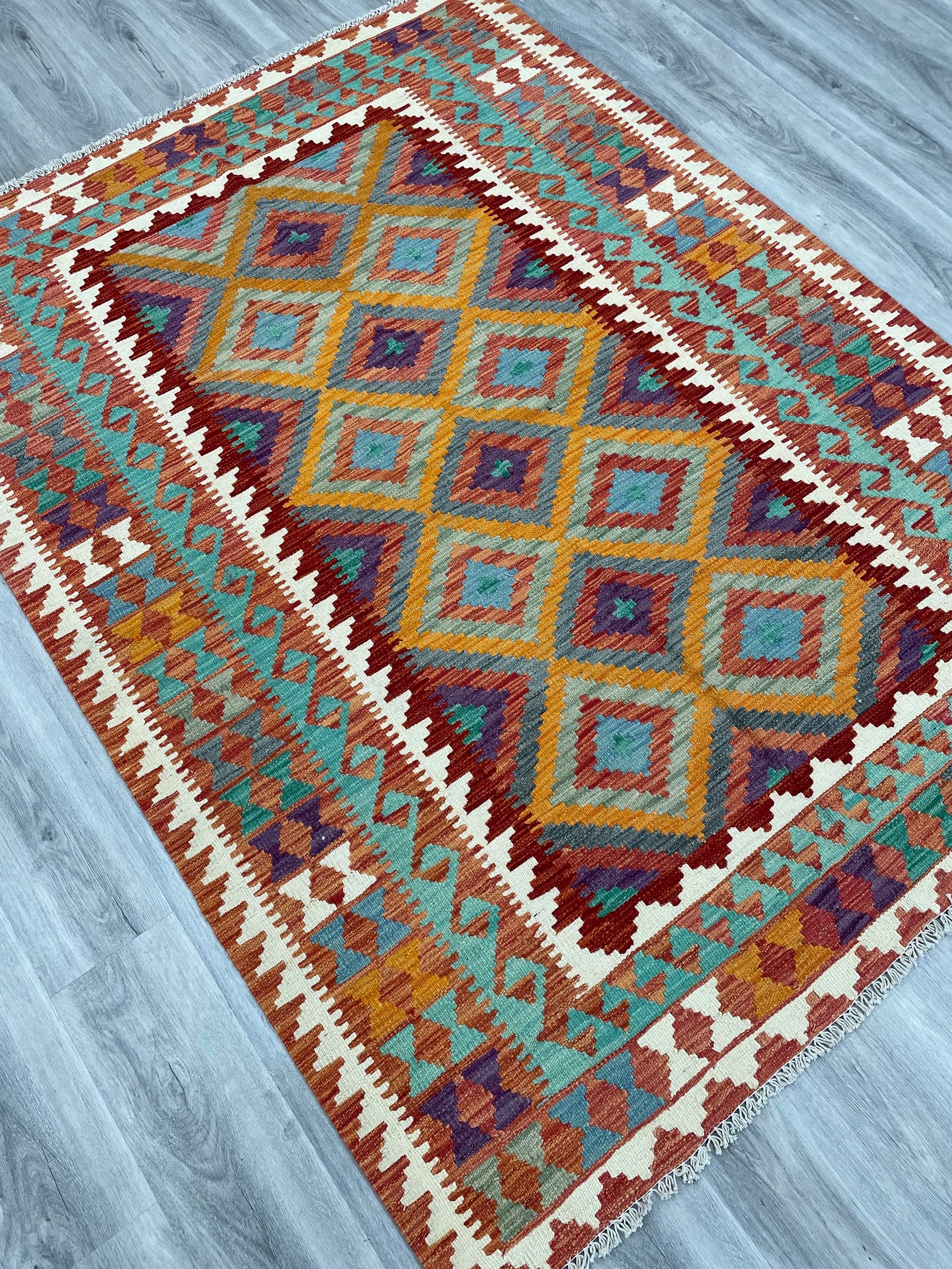 Kilim Rug (5x7)