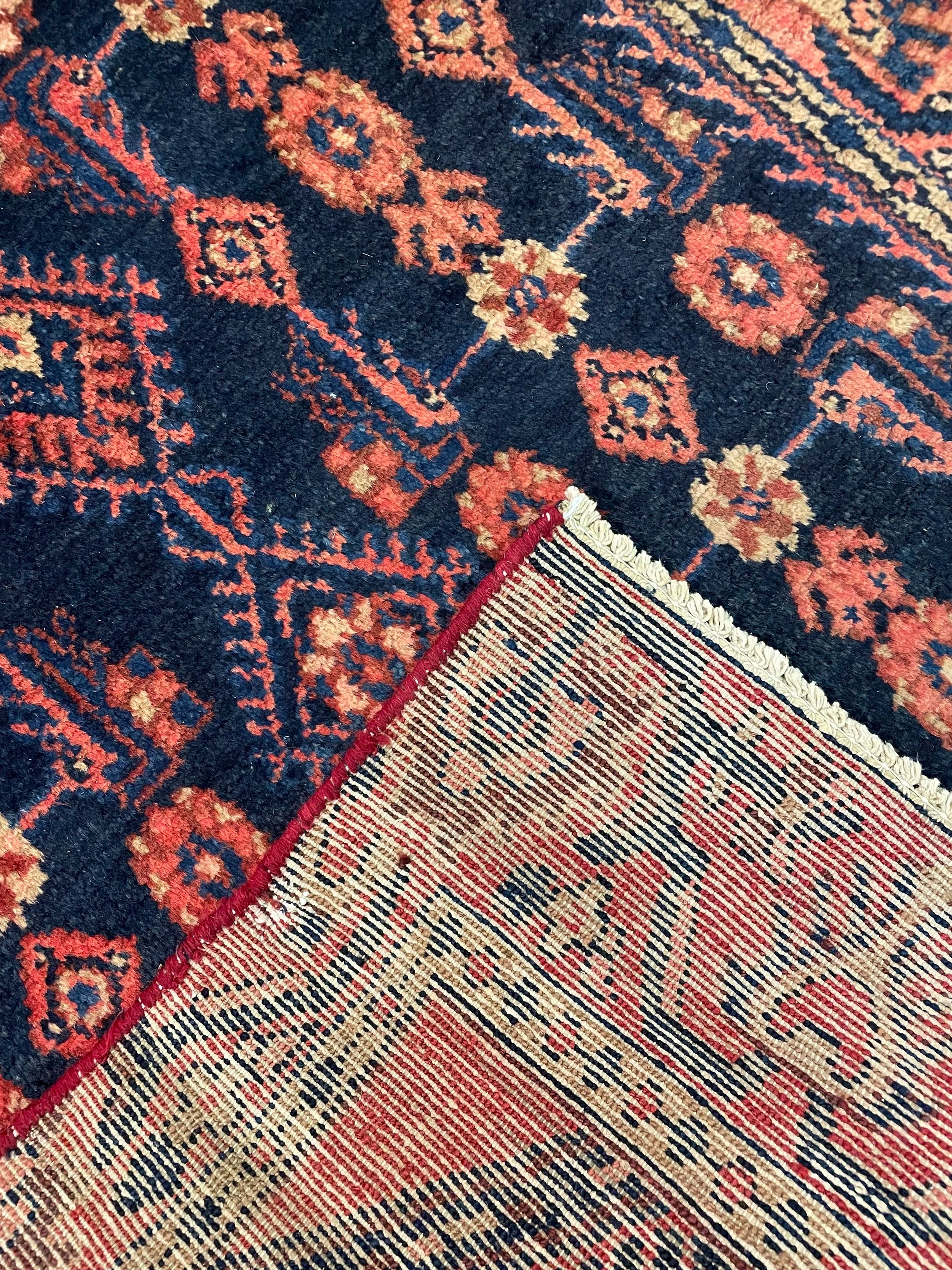 Vintage Hamedan Wool Rug (2'8" x 5'6")