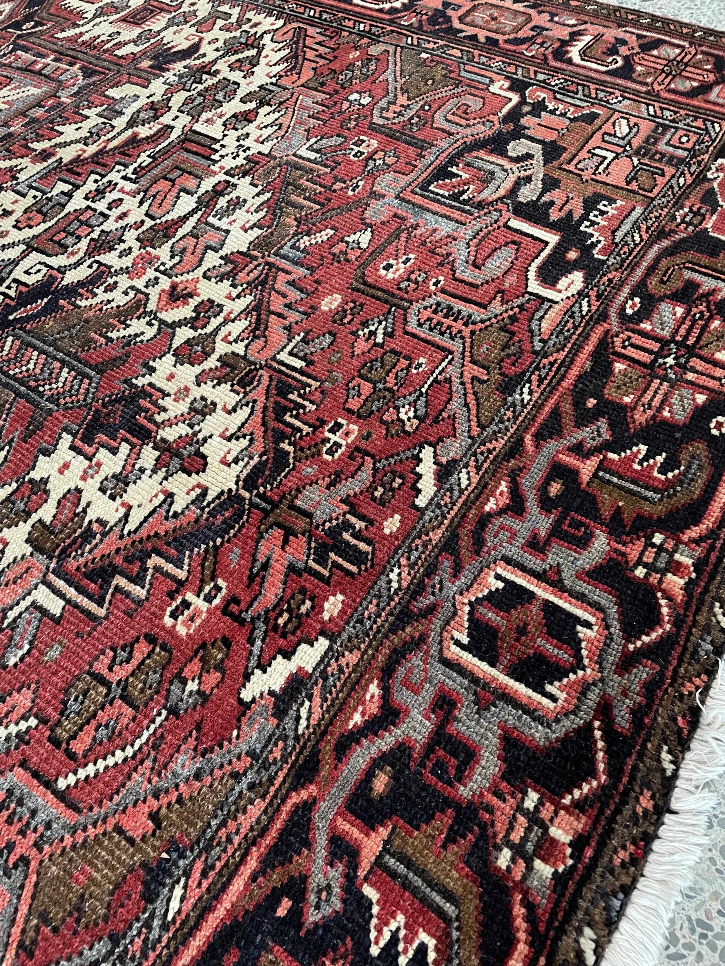 Wool Heriz Rug (7'8" x 10'6")