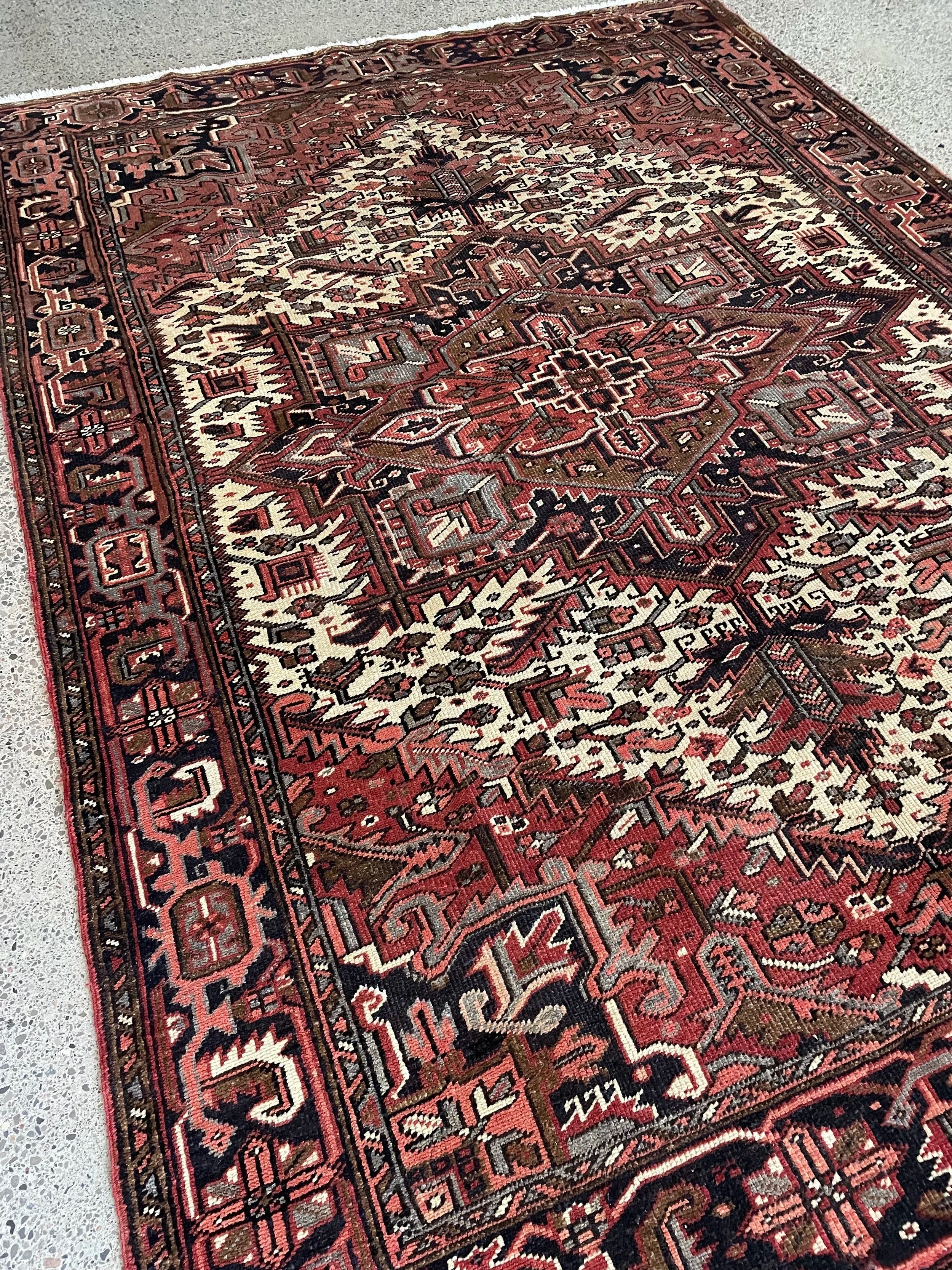 Wool Heriz Rug (7'8" x 10'6")