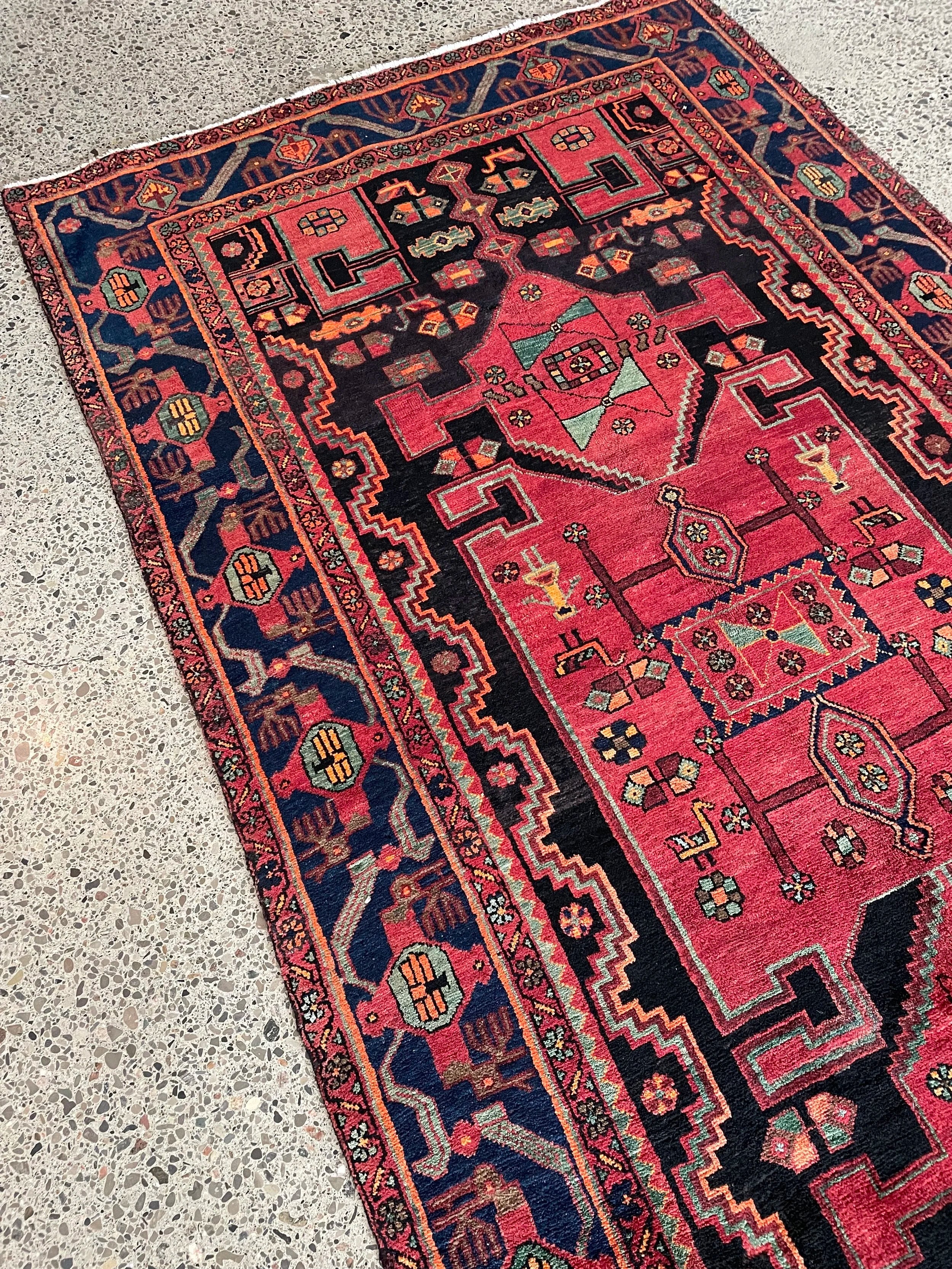 Koliai Tribal Wool Rug (4'4" x 8'7")
