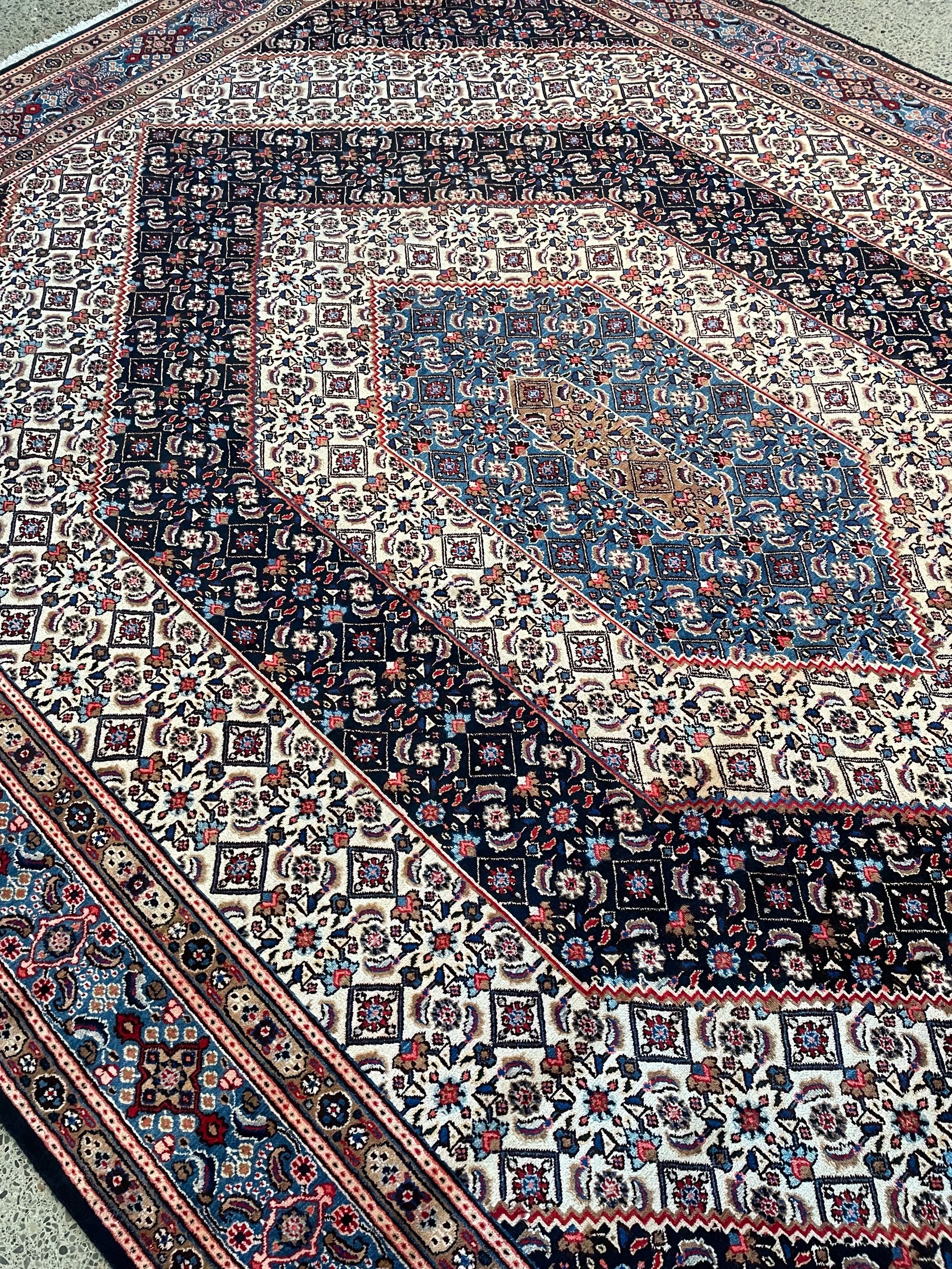 Moud Wool Rug (10x13)