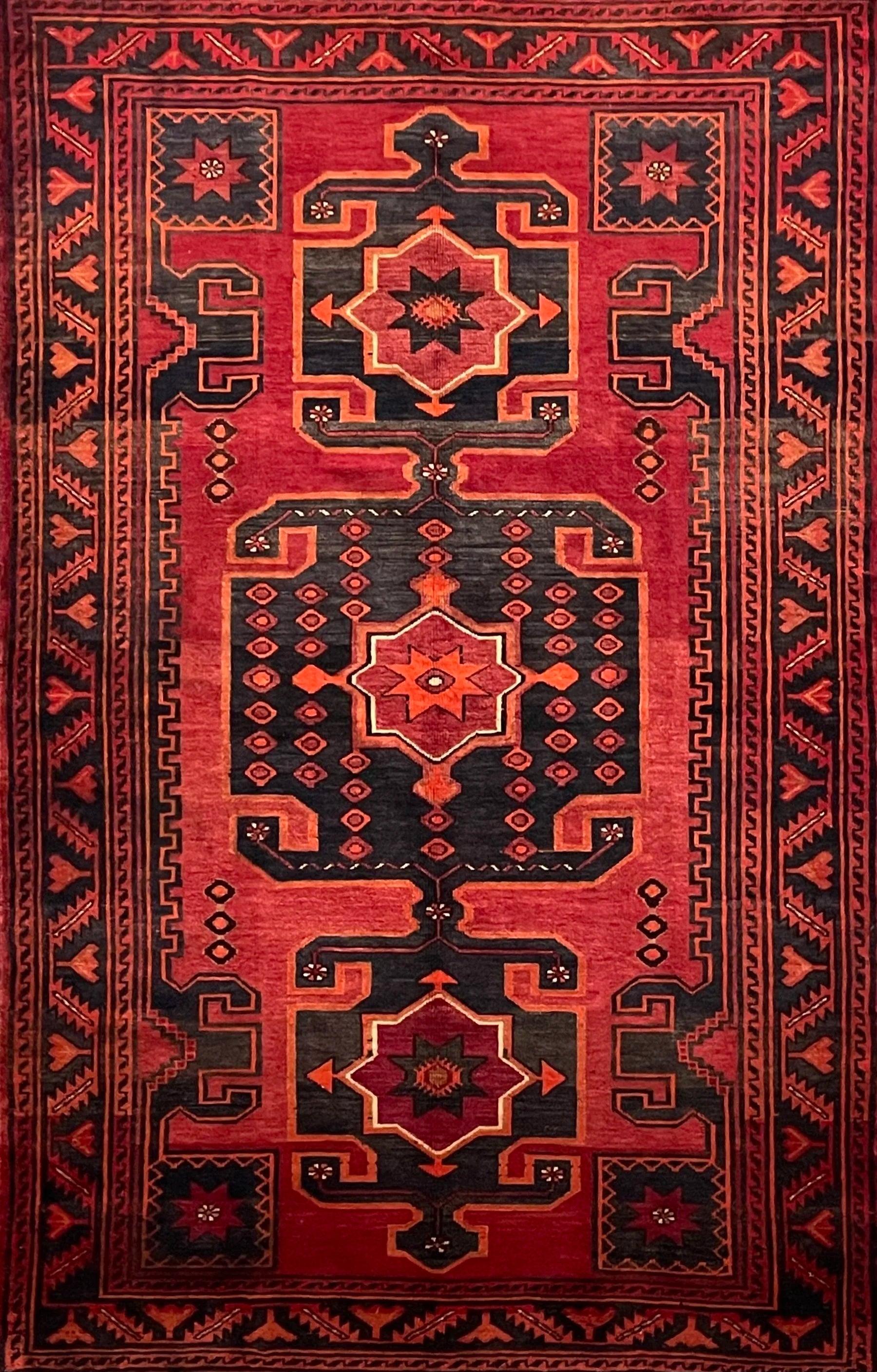 Nahavand Tribal Wool Rug (5'3" x 8'3")