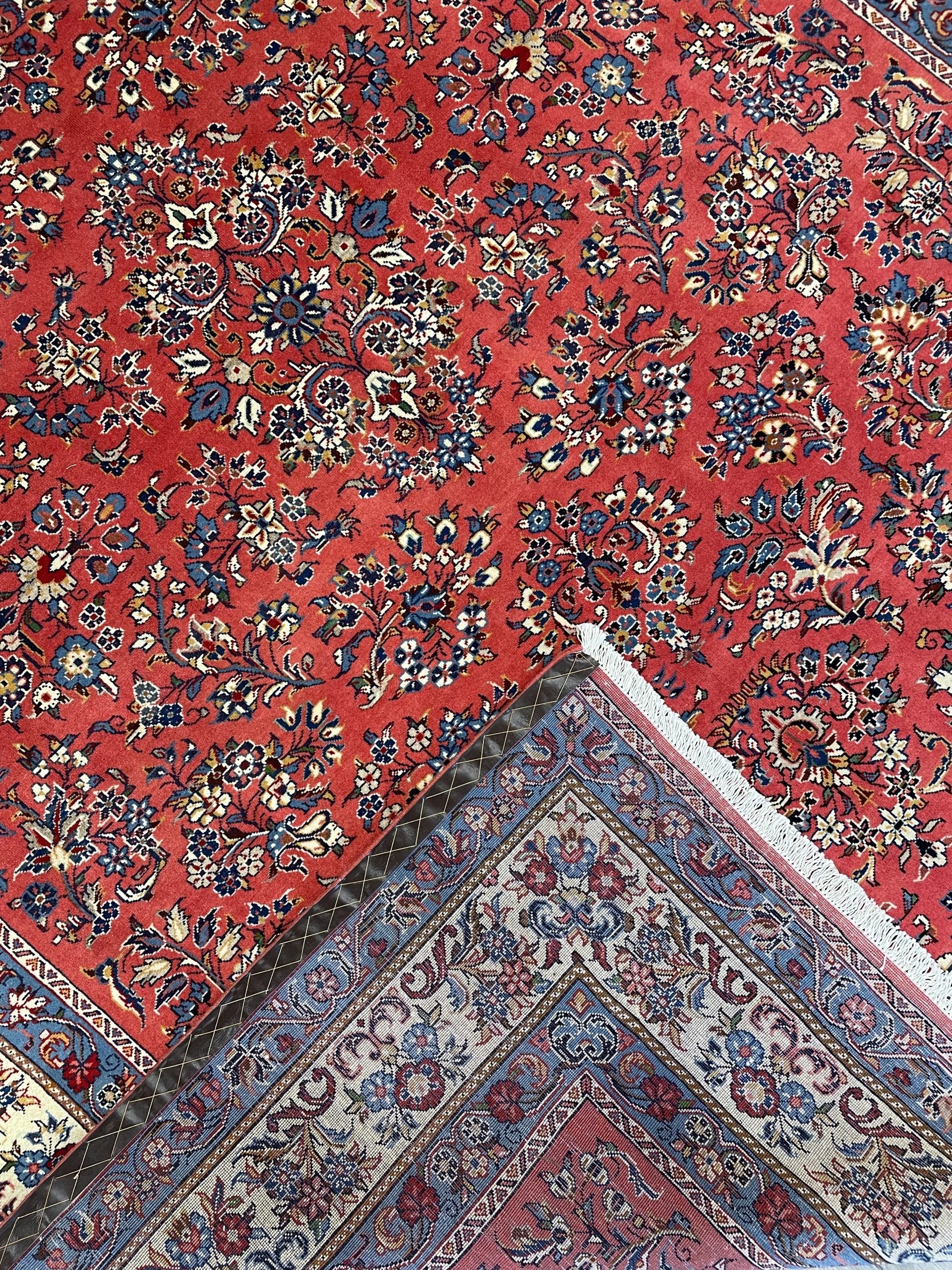 Sarough Wool Rug (7'5" x 9'10")