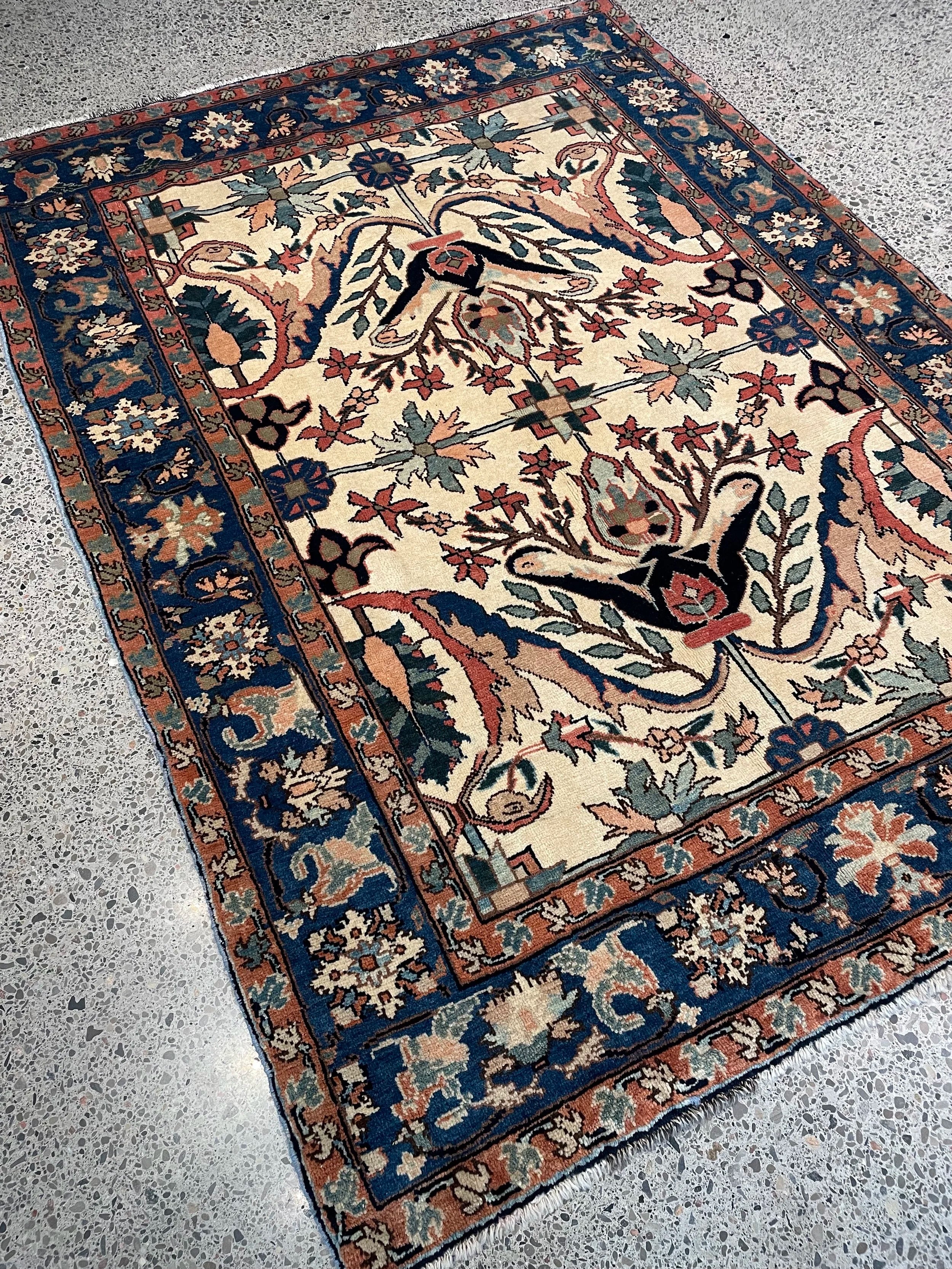 Heriz Semi-Antique Wool Rug (5'5" x 7'5")