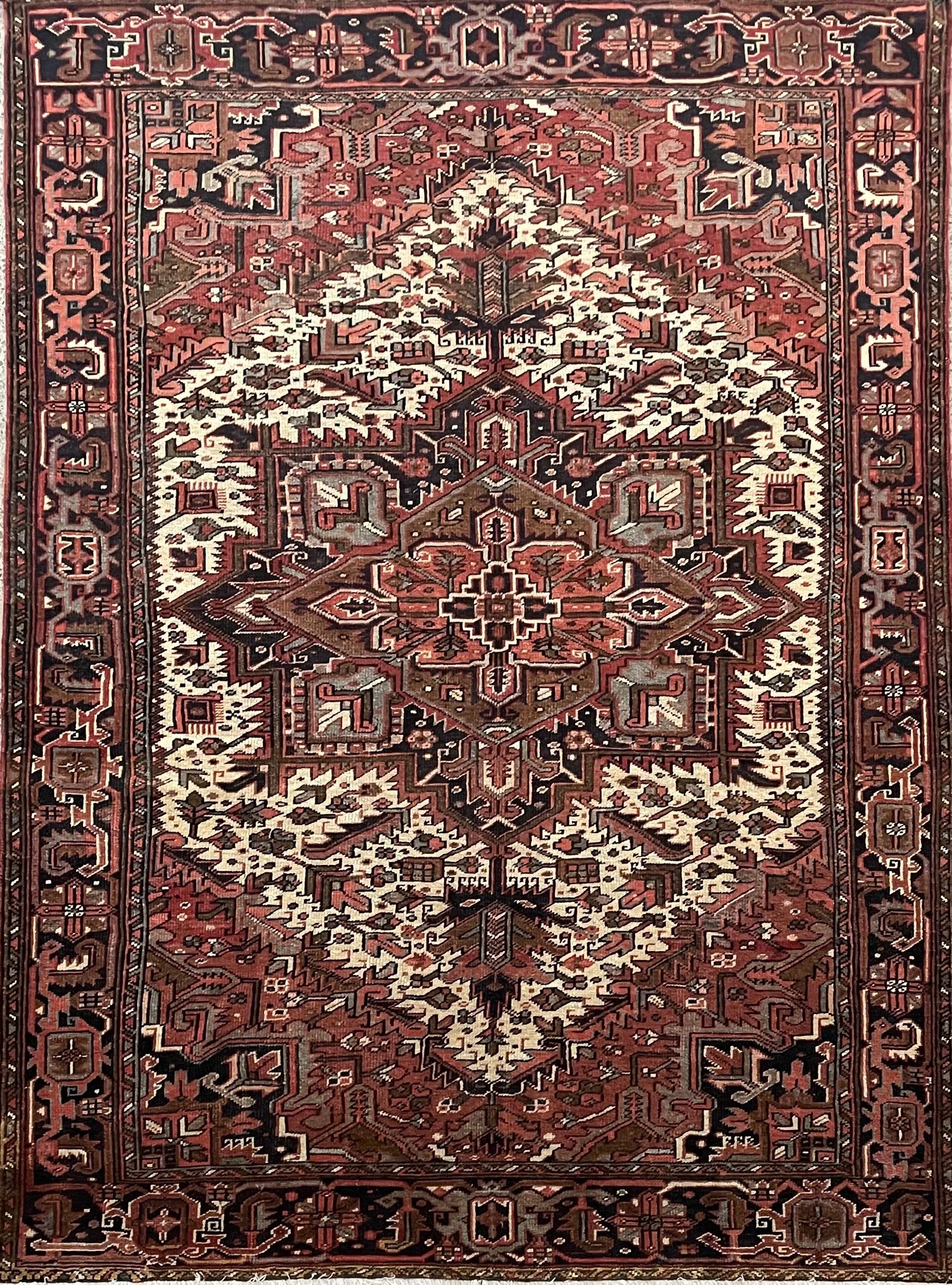 Wool Heriz Rug (7'8" x 10'6")