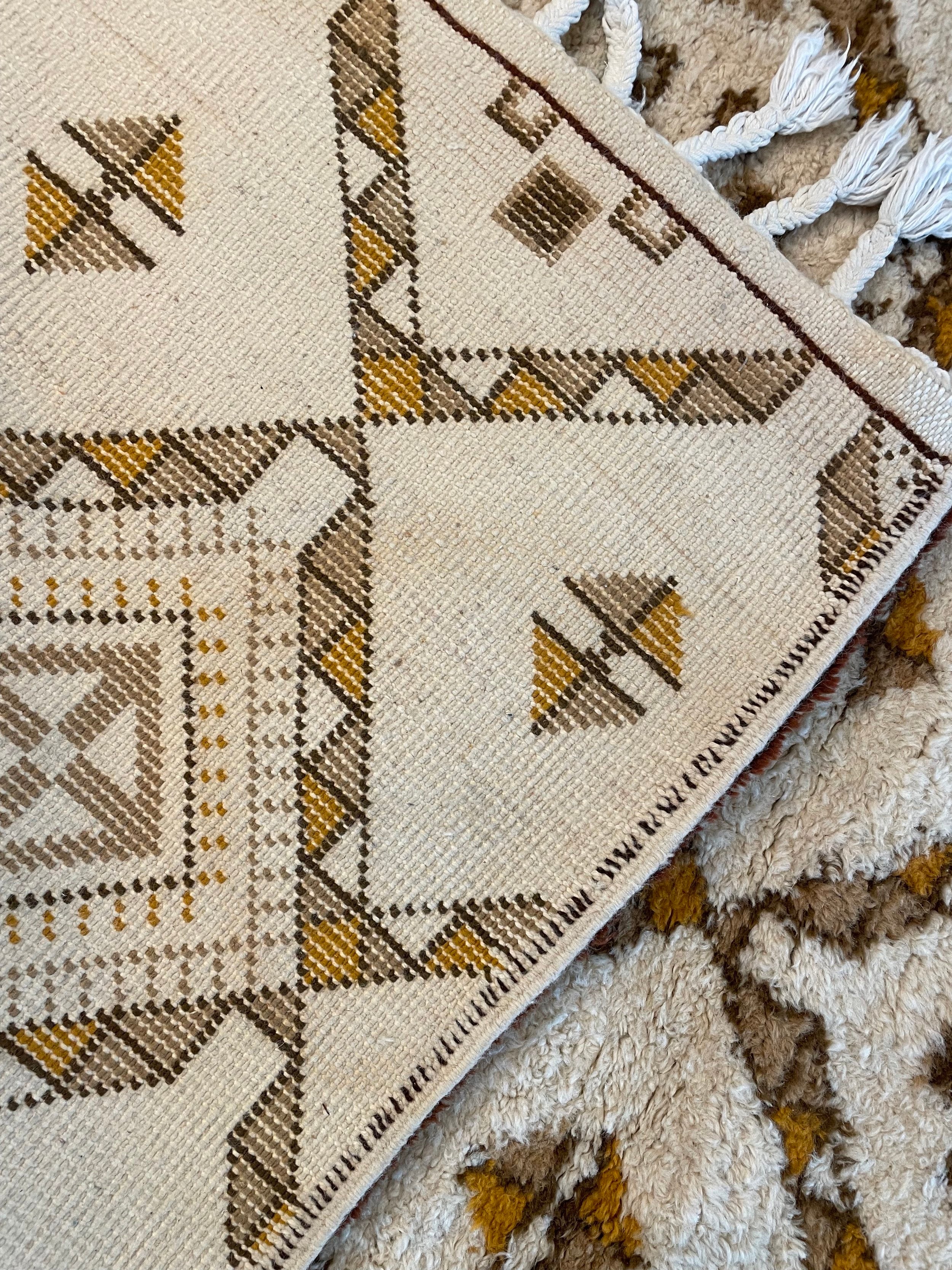 Wool Moroccan Rug (9'0" x 12'0")