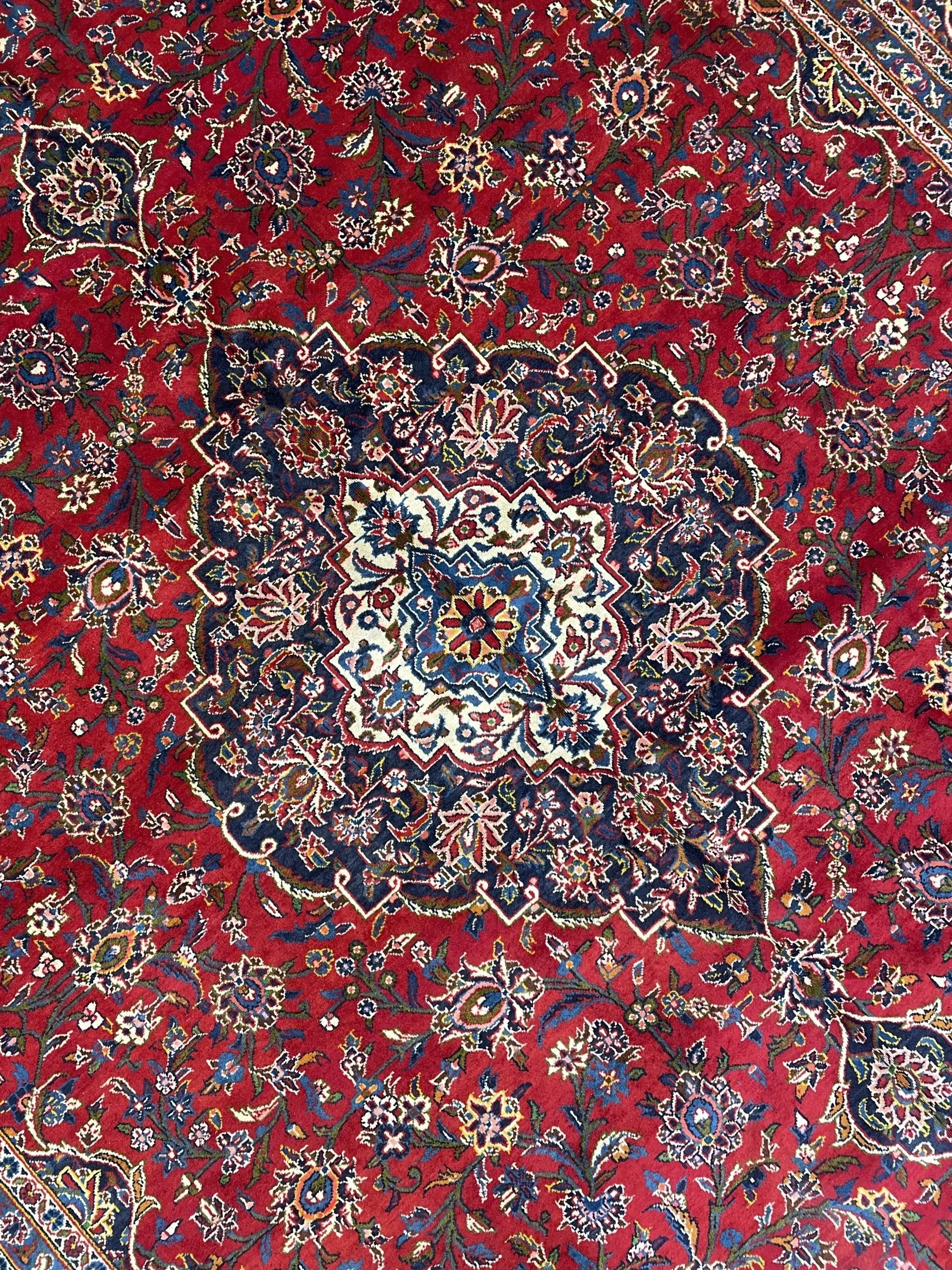 Kashan Wool Rug (9'7" x 12'9")