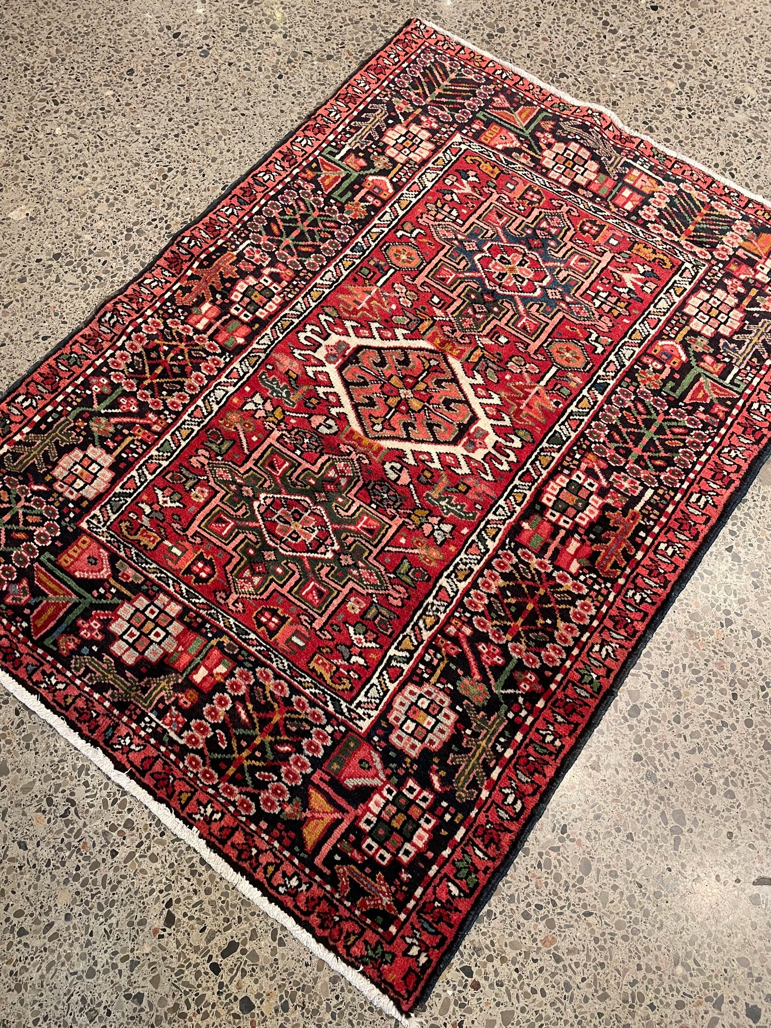 Karajeh Vintage Wool Rug (3'5" x 4'8")