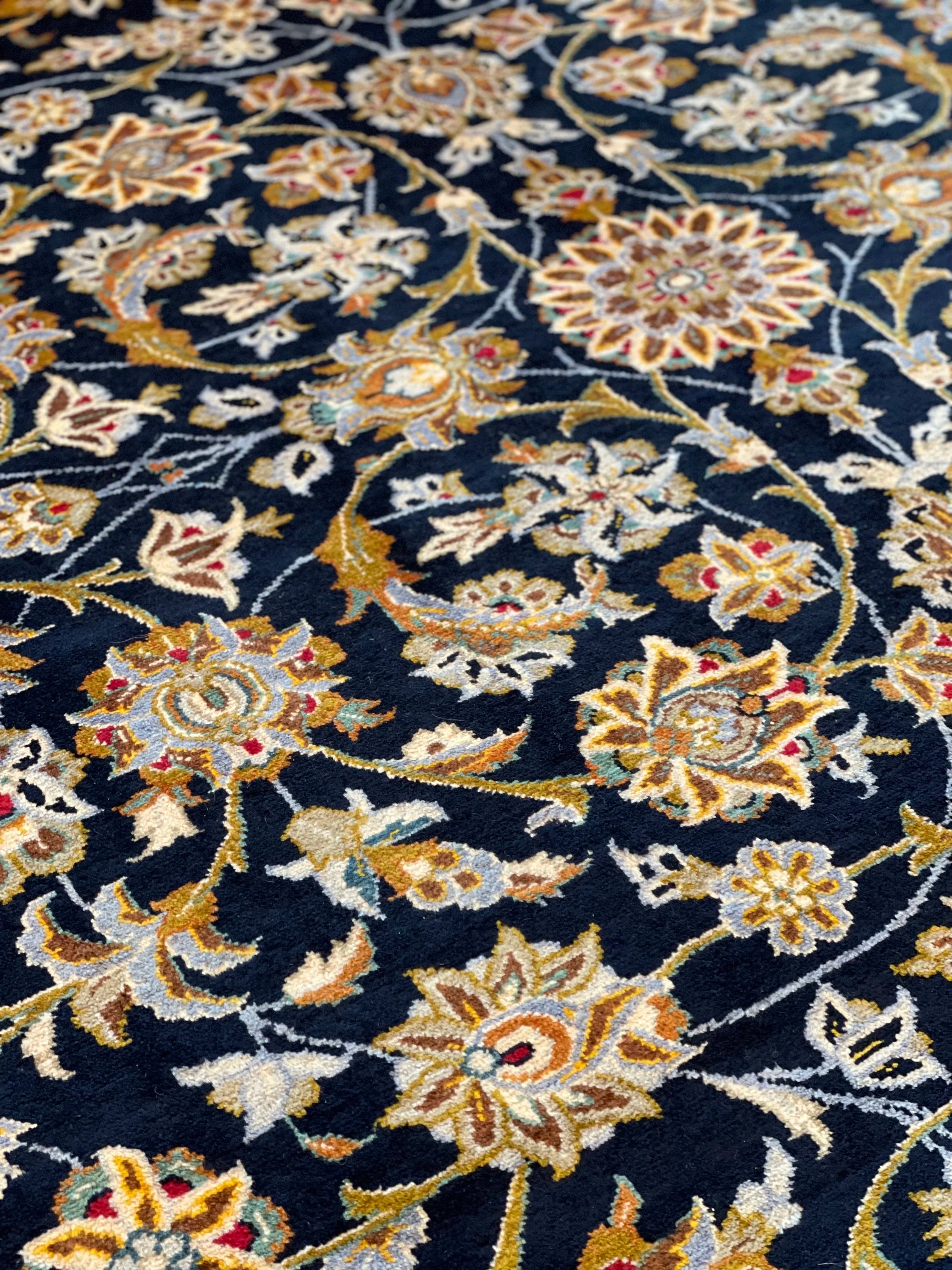 Kashan Wool Rug (10x14)