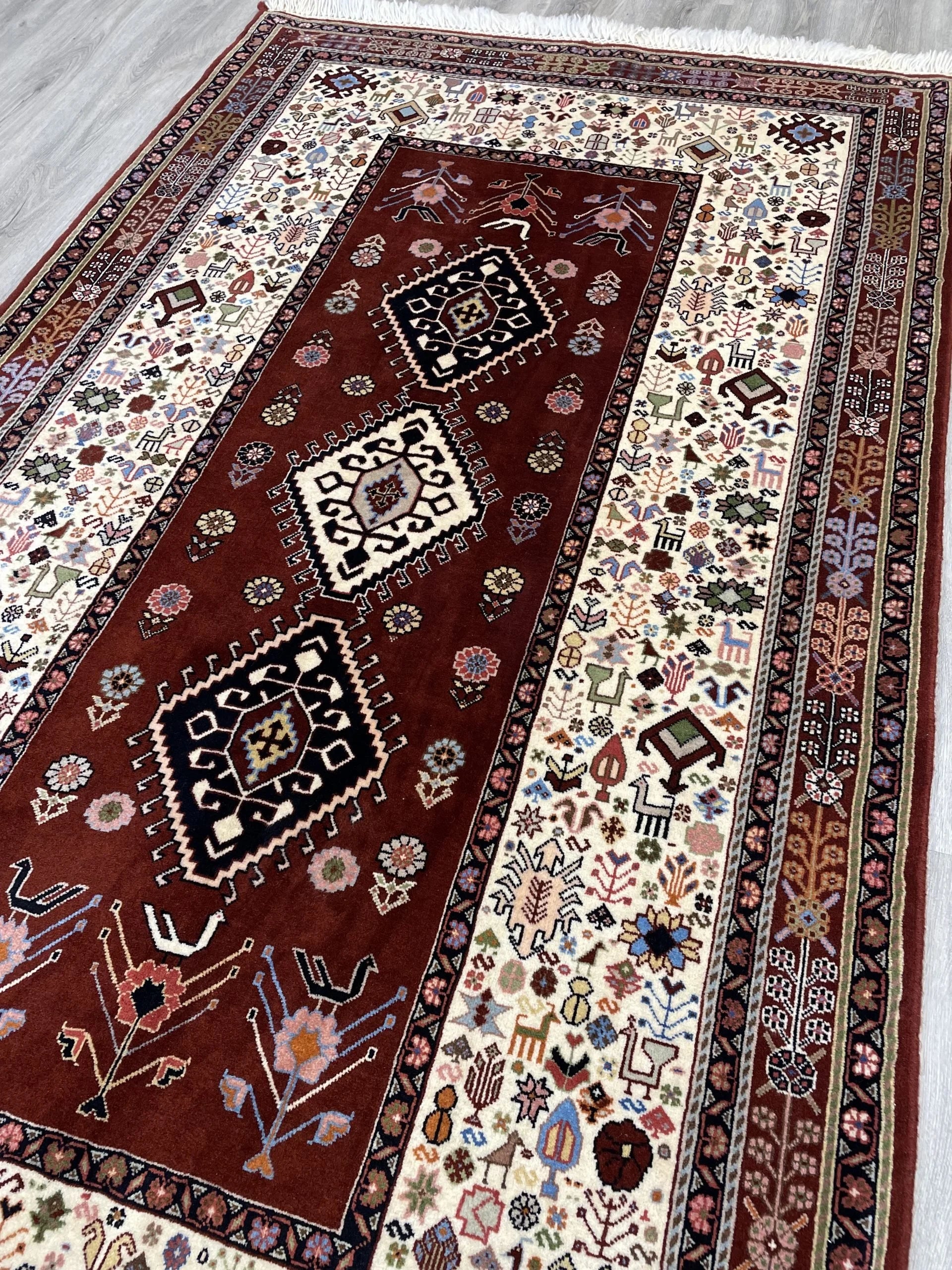 Qashqai 100% Wool Rug (4'1" x 7'0")