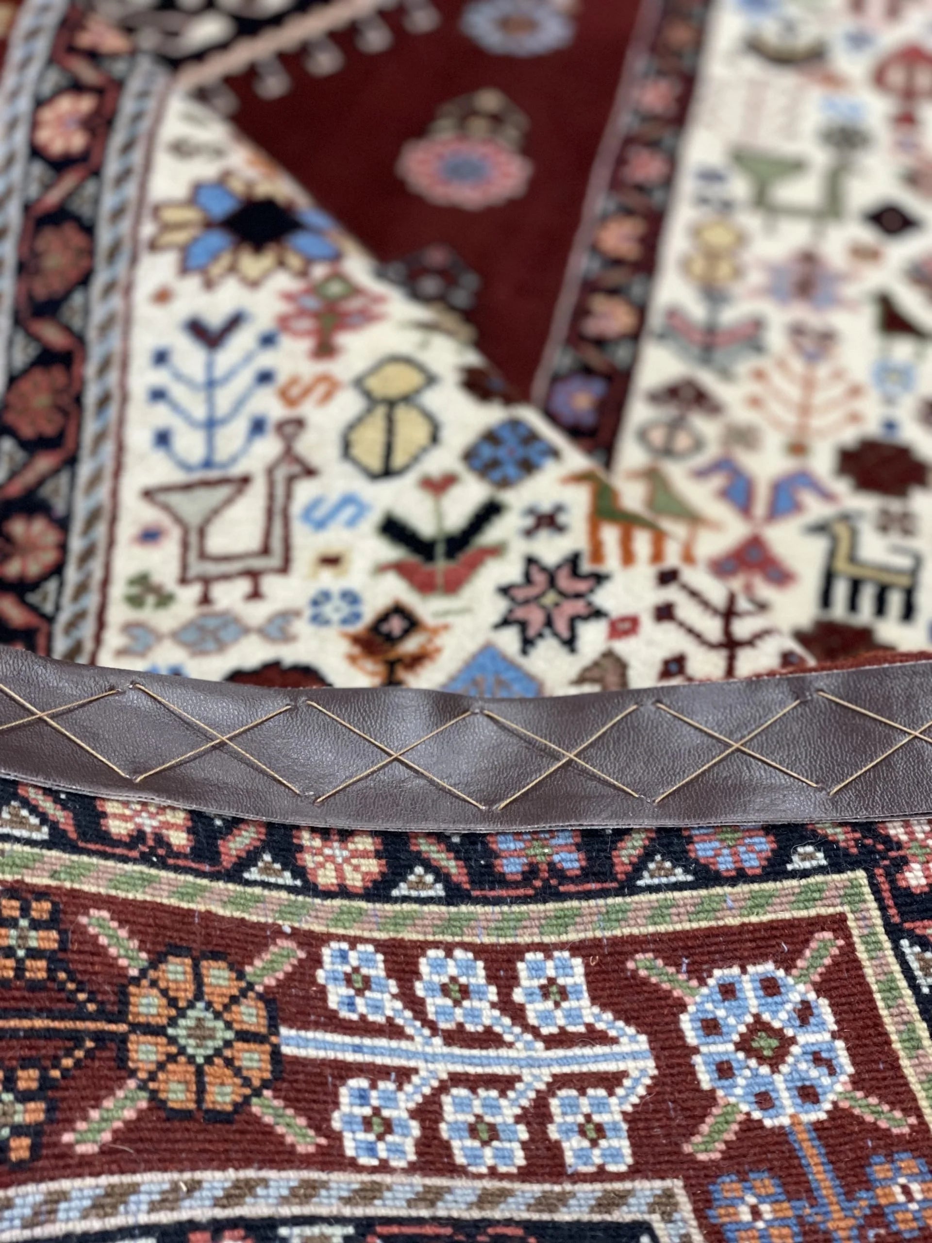 Qashqai 100% Wool Rug (4'1" x 7'0")