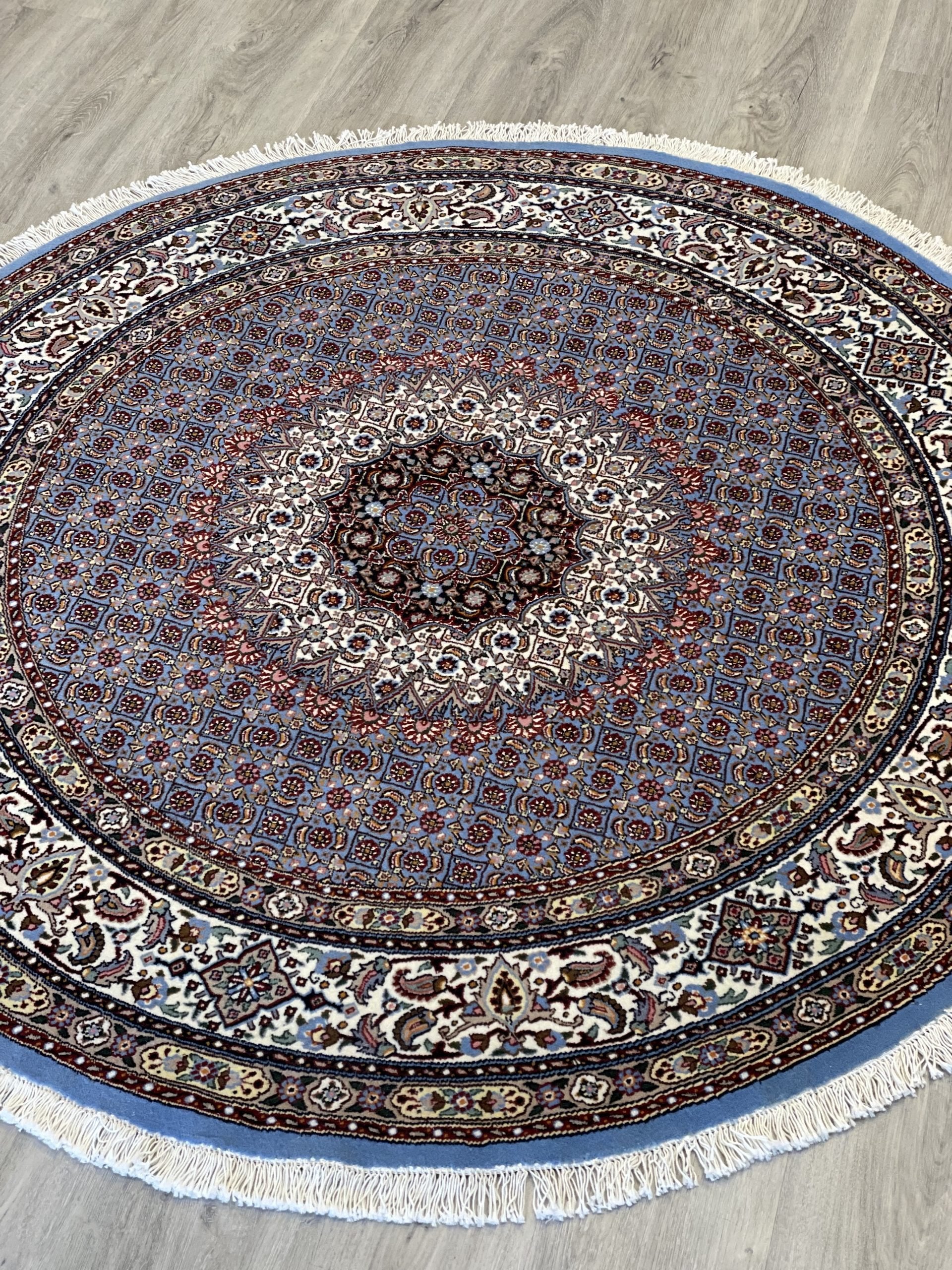 Moud Wool & Silk Rug (4'10" x 4'10")