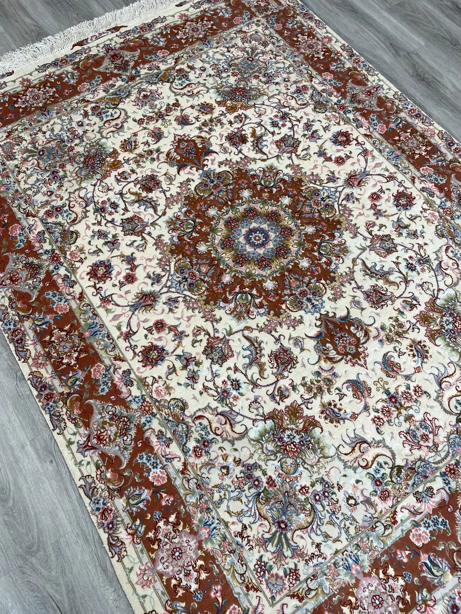 Tabriz Wool & Silk Rug (4'11" x 6'8")