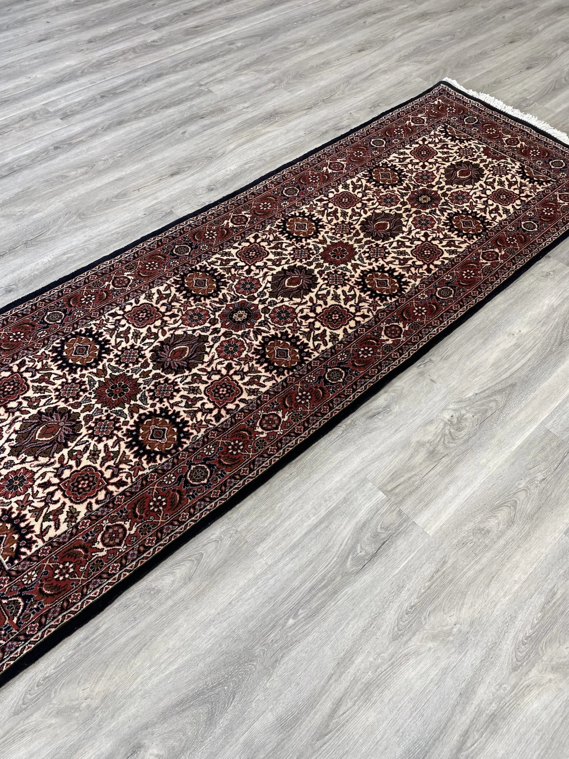 Bijar Wool Rug Runner (2'8" x 7'9")