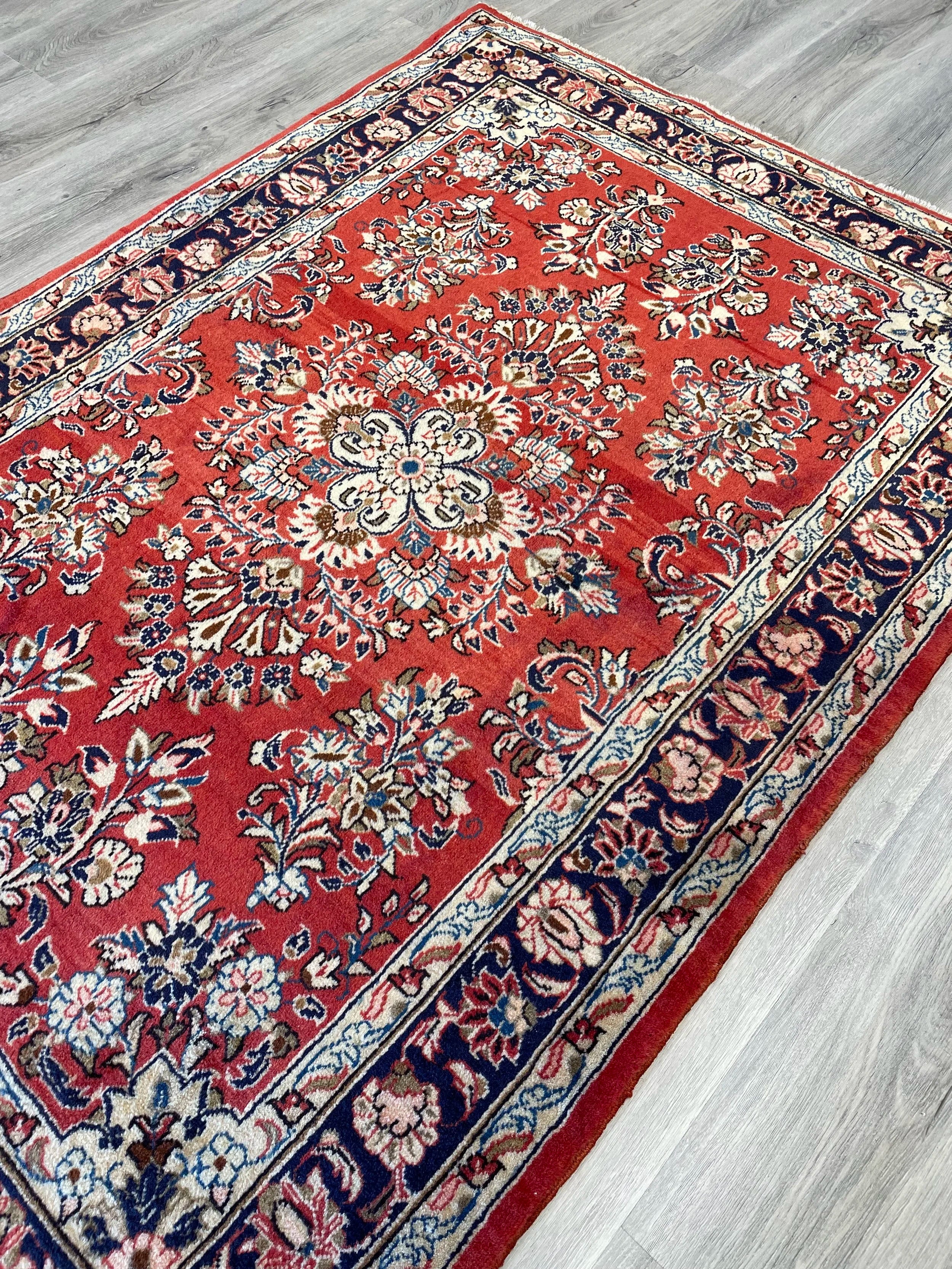 Sarough Wool Rug (3'6" x 5'1")