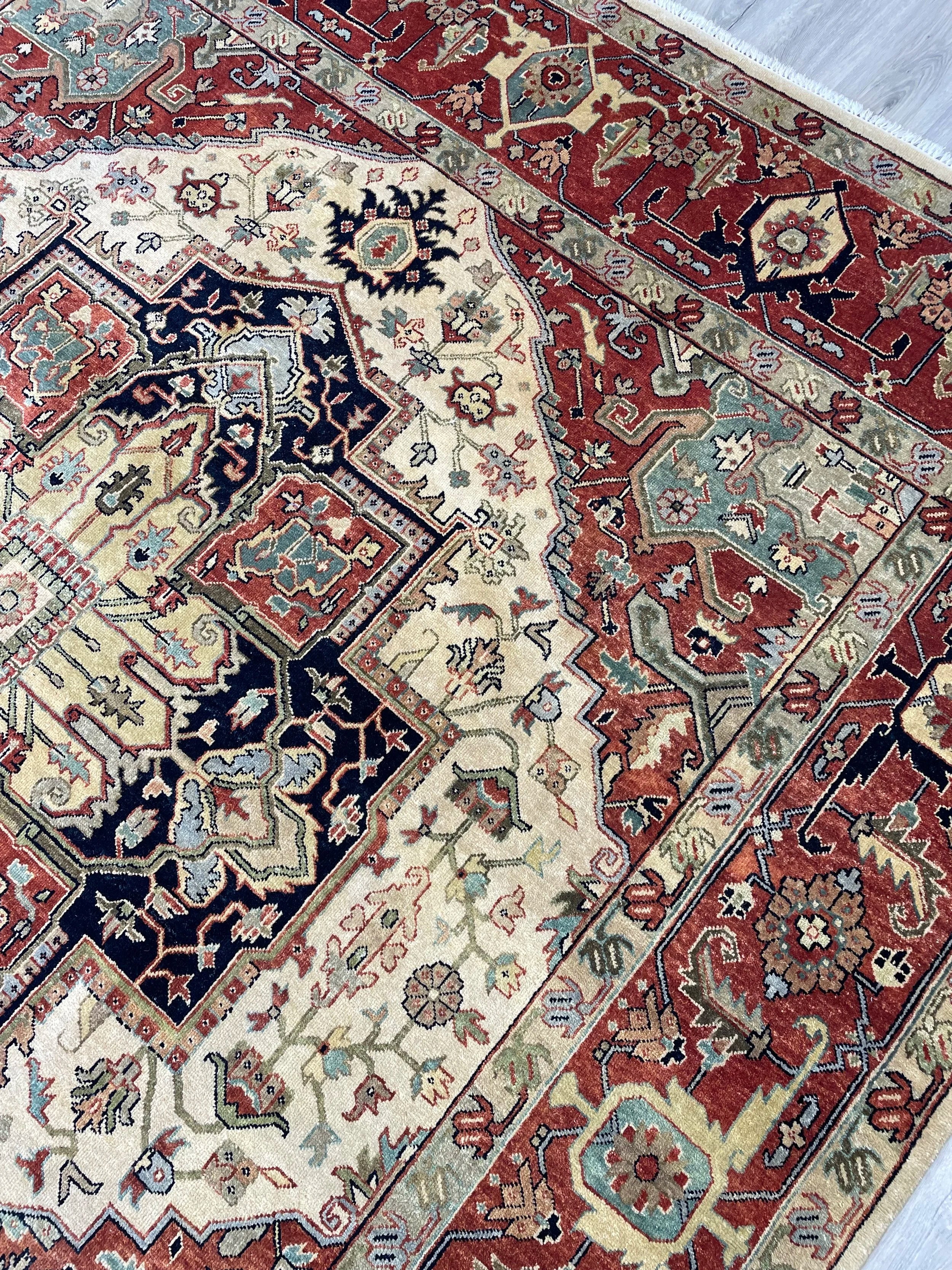Indo Heriz Wool Rug (9'9" x 10'3")