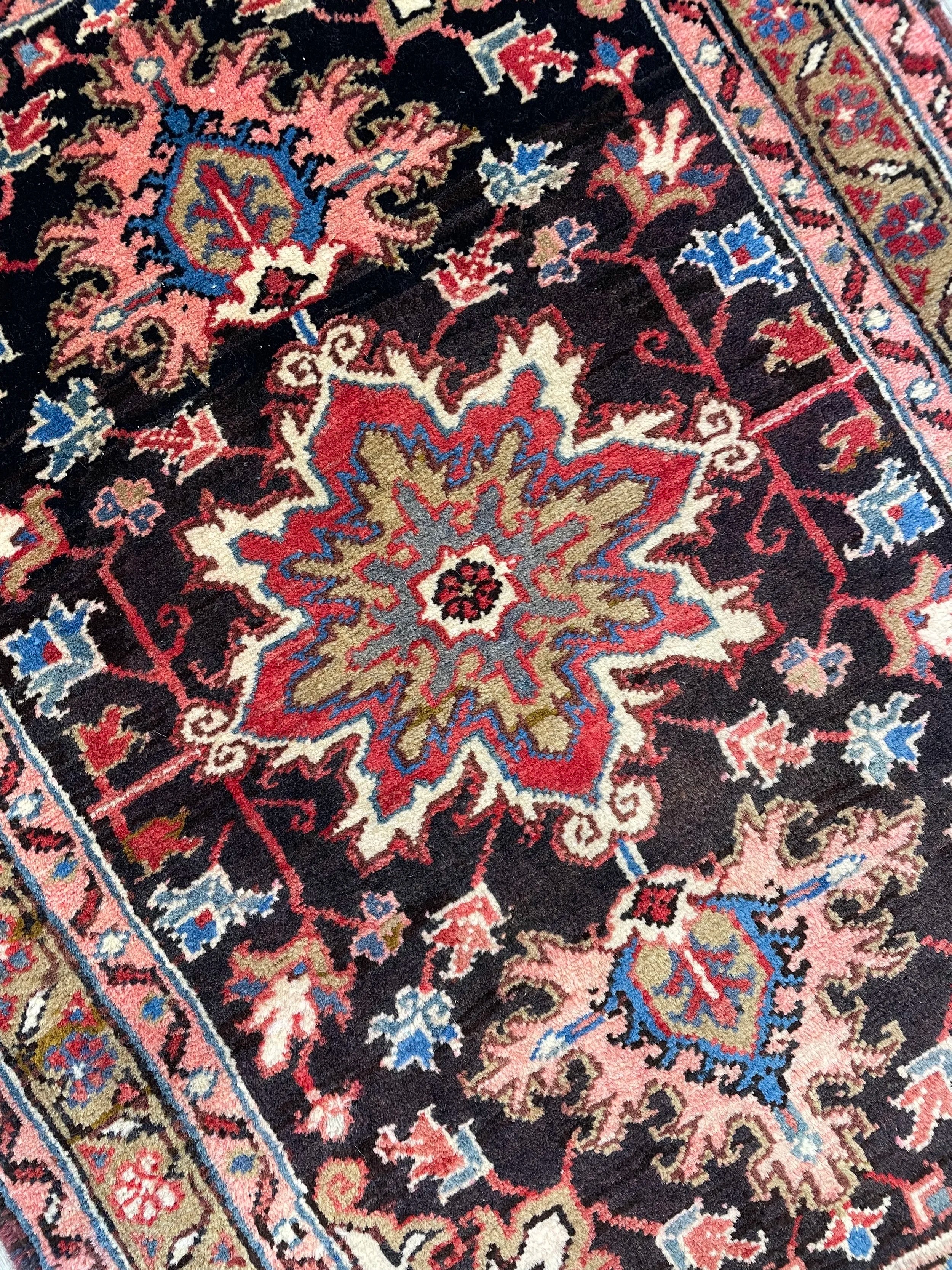 Wool Heriz Rug (2'7" x 3'5")